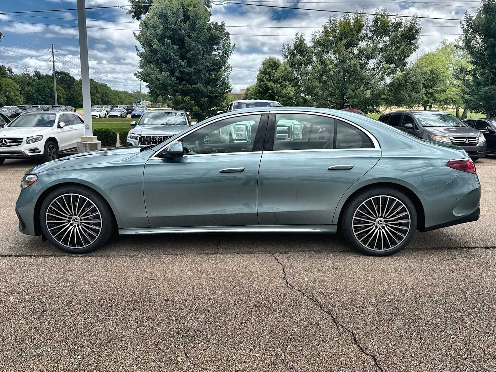 Thumbnail: 2026 Mercedes-Benz E-Class - 5