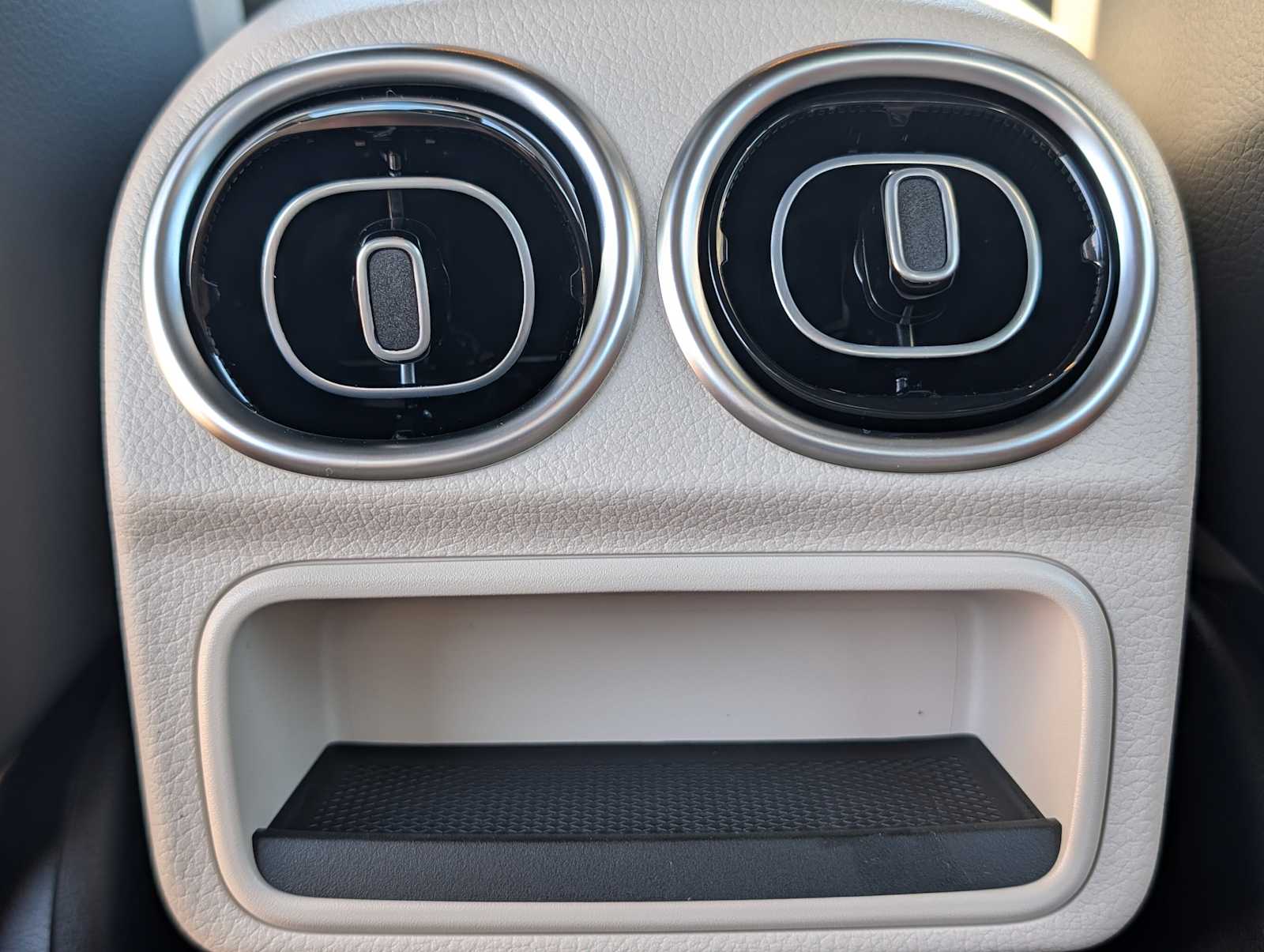 Thumbnail: 2026 Mercedes-Benz C-Class - 22