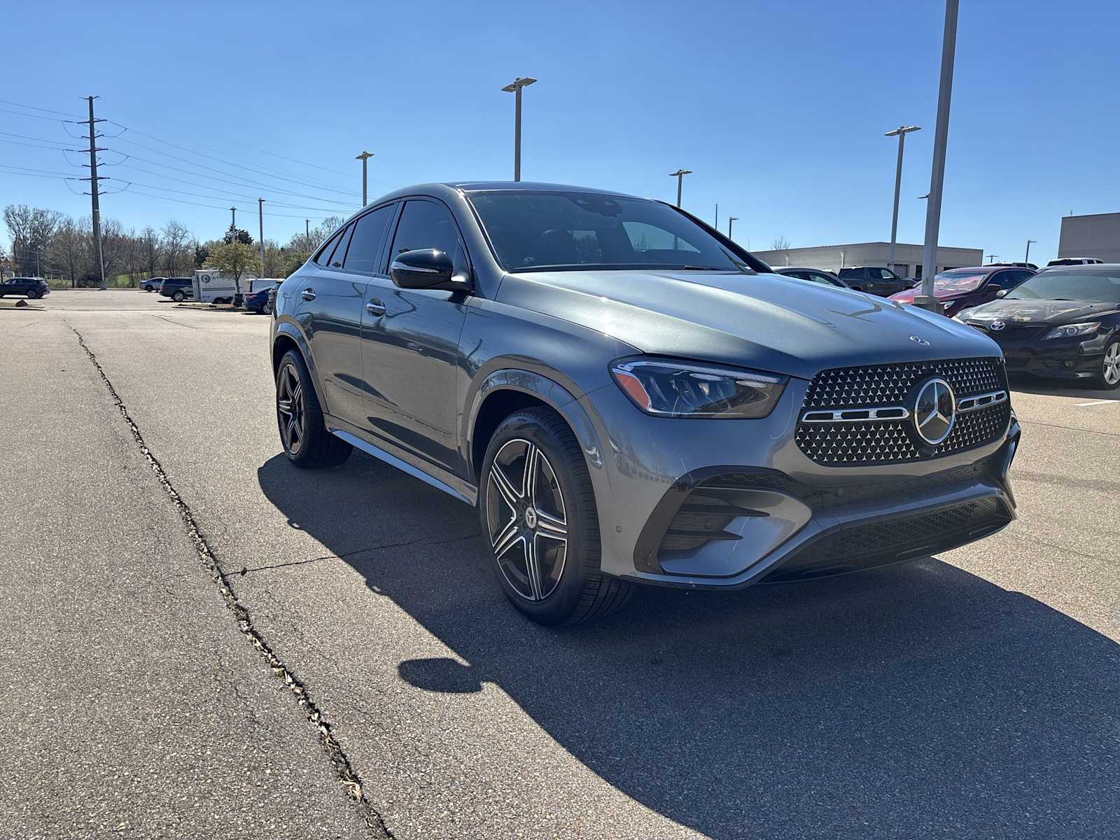 Thumbnail: 2026 Mercedes-Benz GLE - 8