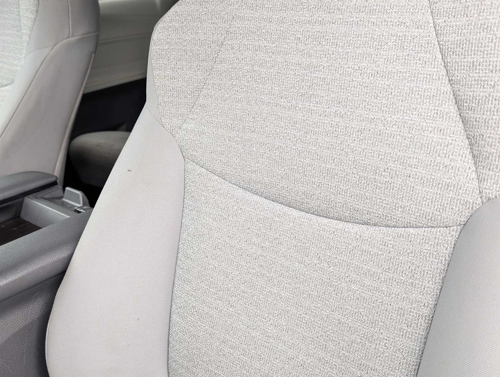 Thumbnail: 2021 Toyota Sienna - 23