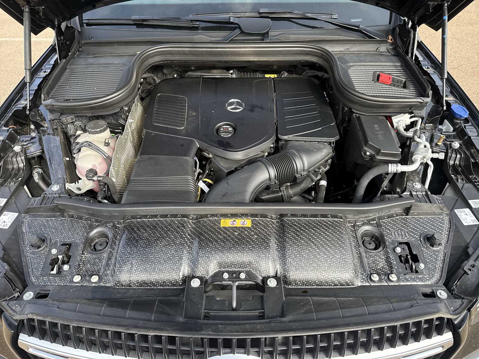 Thumbnail: 2026 Mercedes-Benz GLE - 13