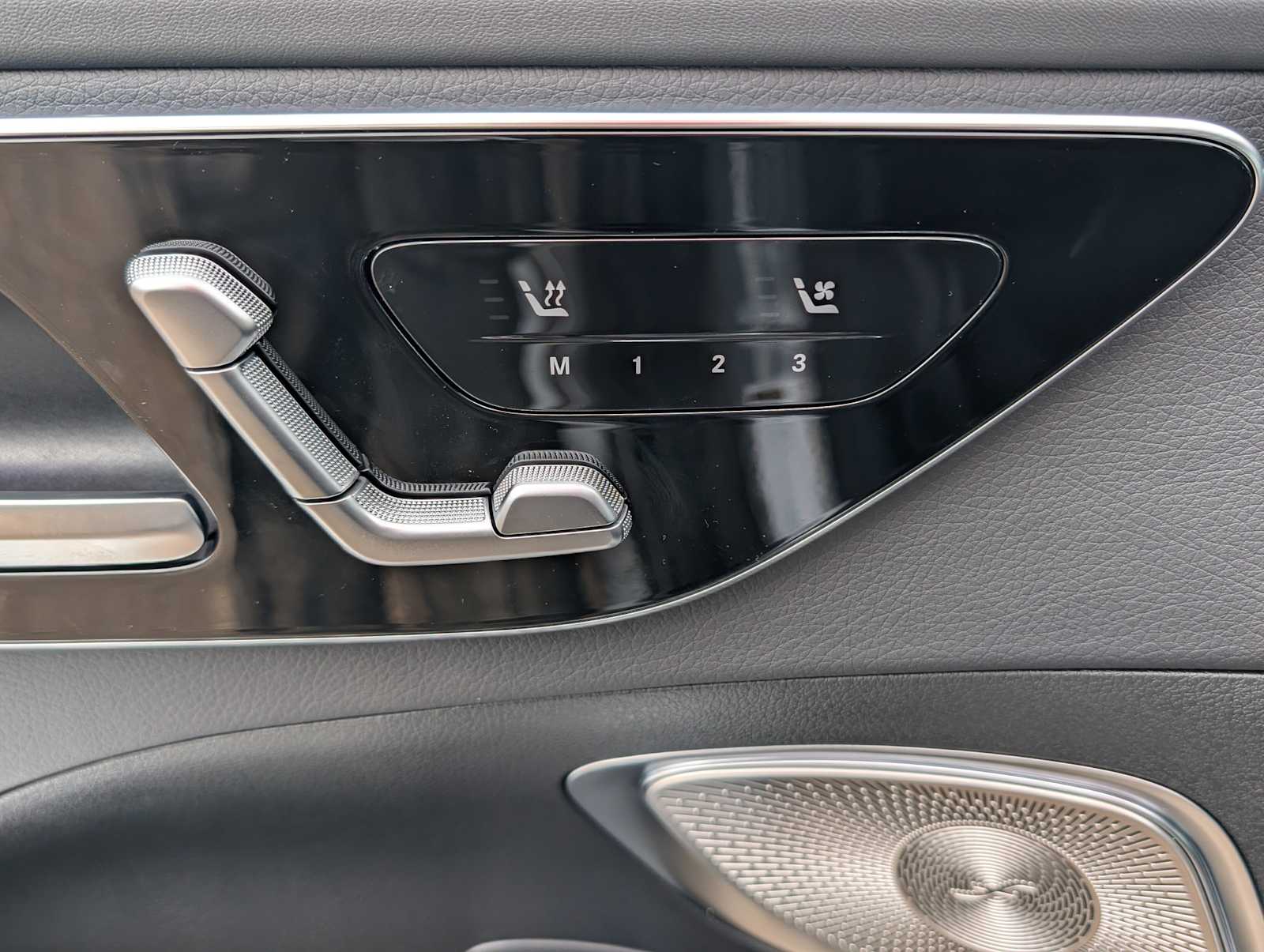 Thumbnail: 2026 Mercedes-Benz C-Class - 19