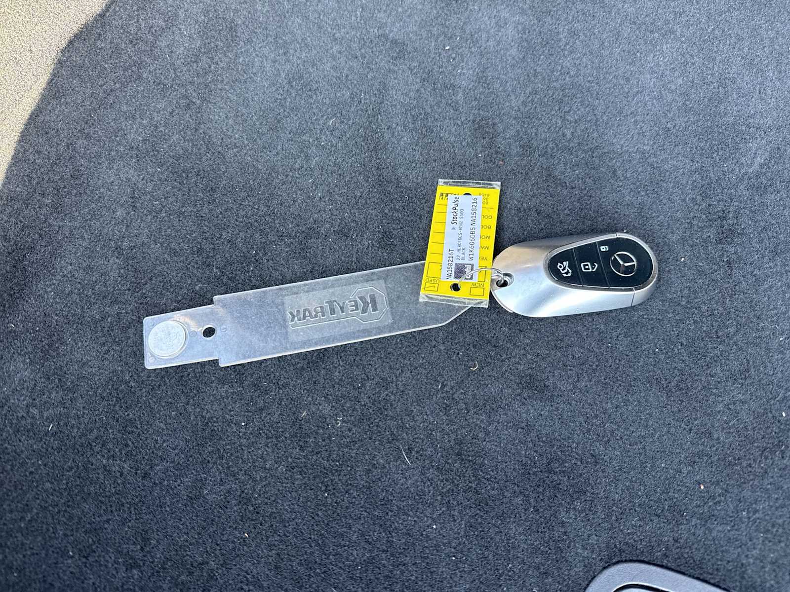 Thumbnail: 2022 Mercedes-Benz S-Class - 27