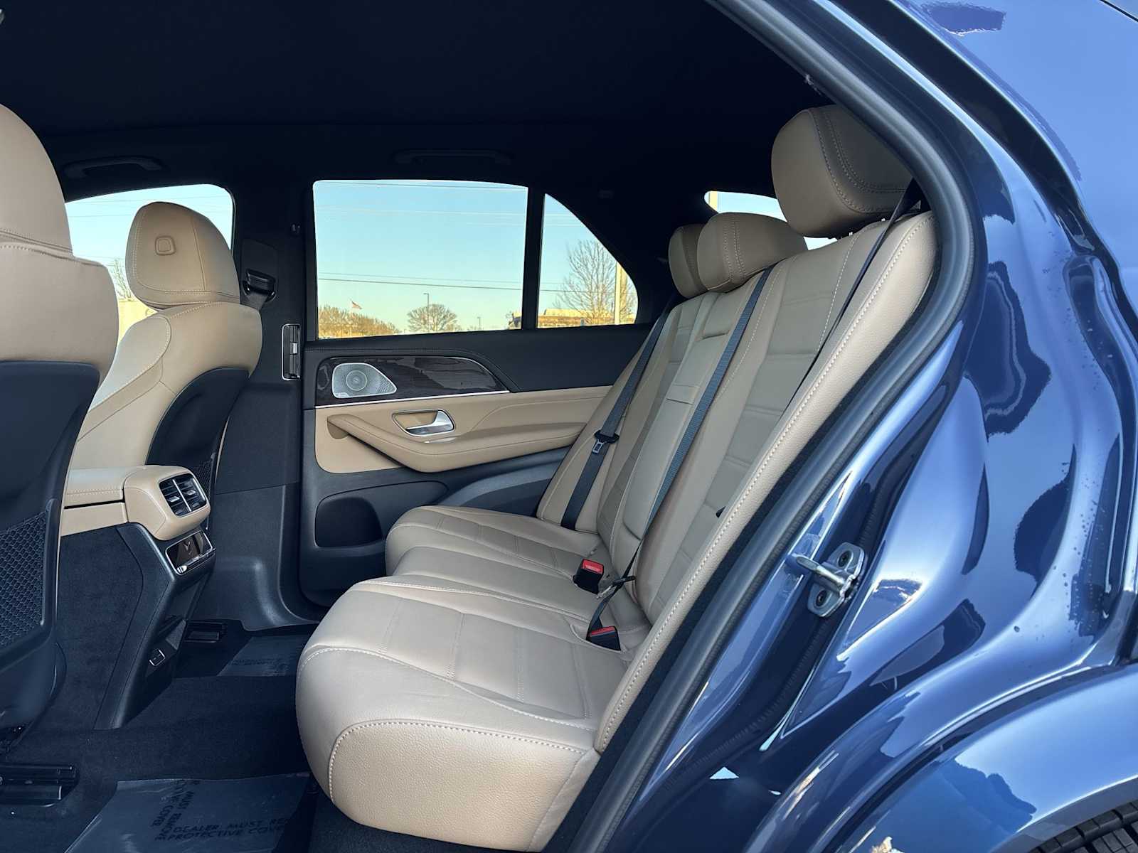 Thumbnail: 2026 Mercedes-Benz GLE - 18