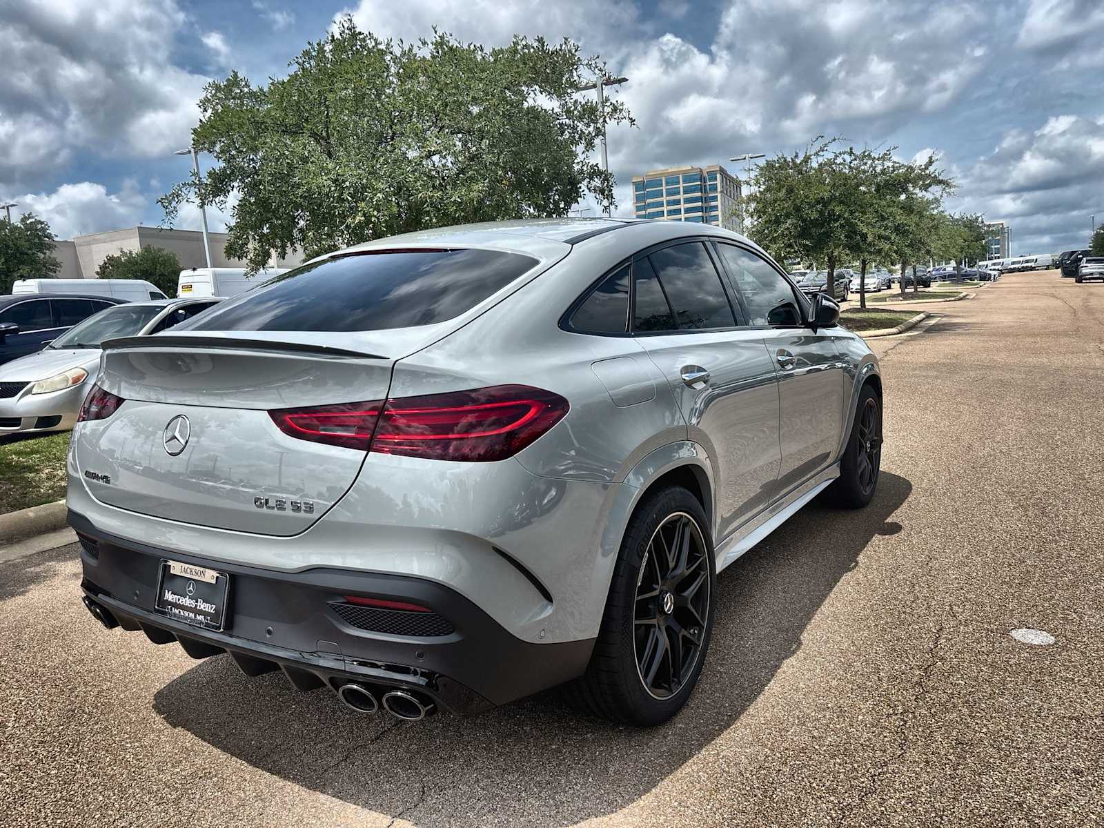 Thumbnail: 2026 Mercedes-Benz GLE - 8