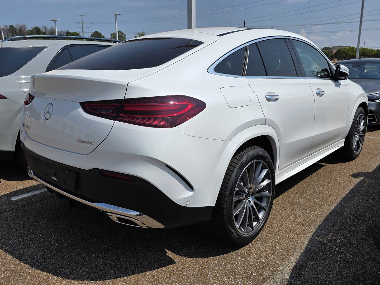 Thumbnail: 2026 Mercedes-Benz GLE - 8