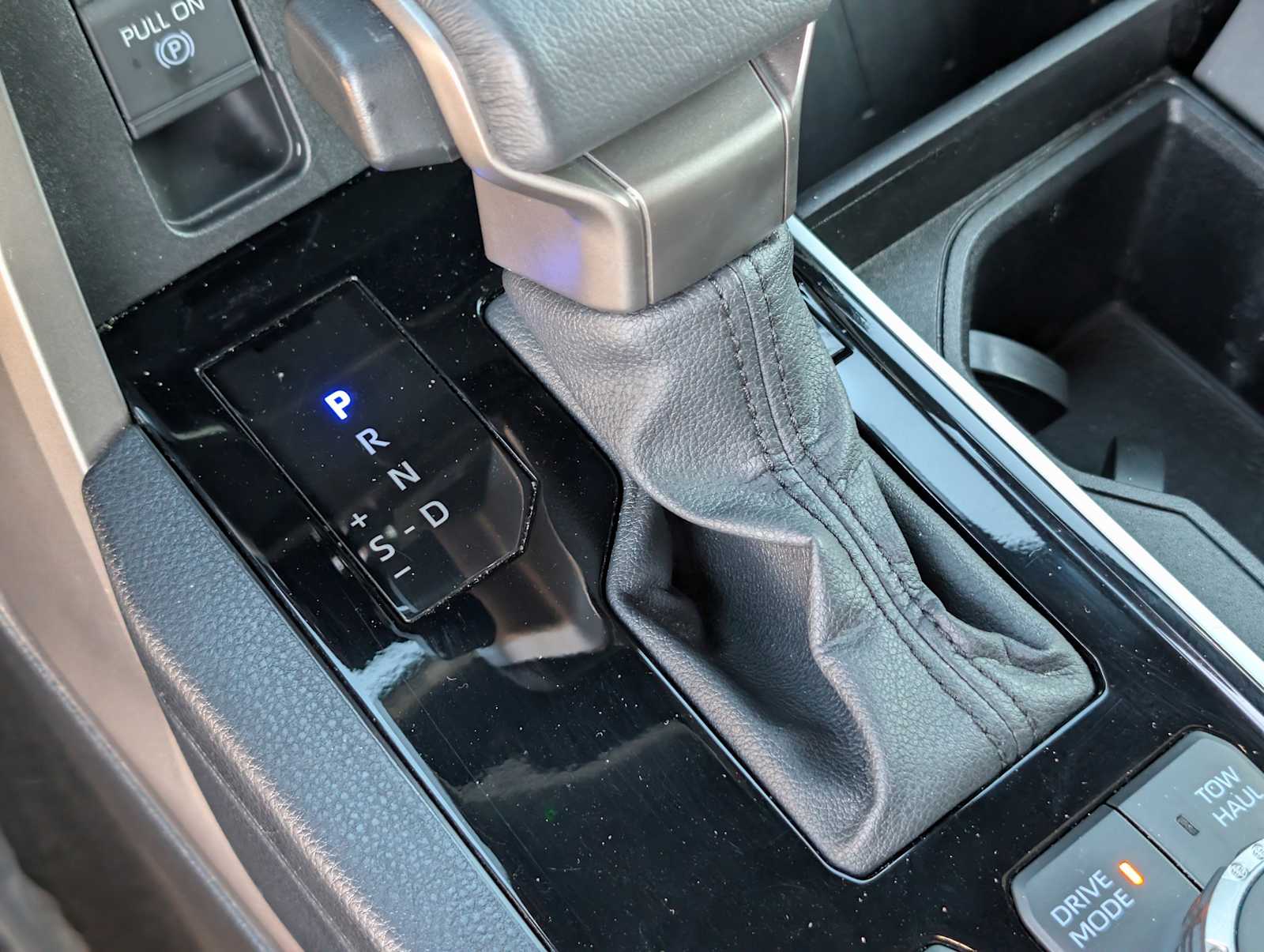 Thumbnail: 2025 Toyota Sequoia - 19