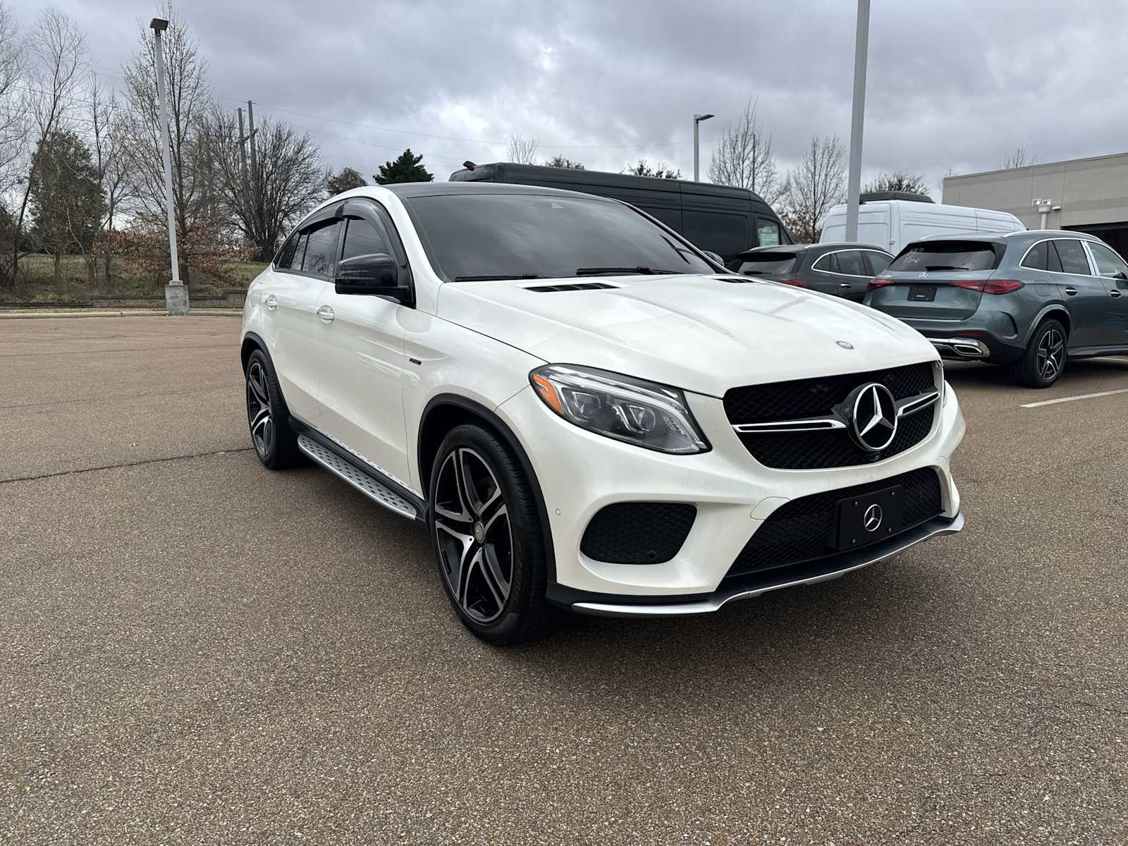 Thumbnail: 2016 Mercedes-Benz GLE - 8