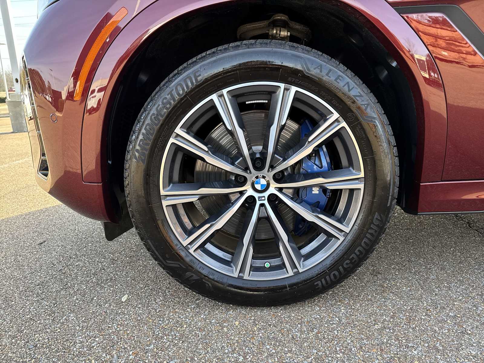 Thumbnail: 2025 BMW M6 - 12