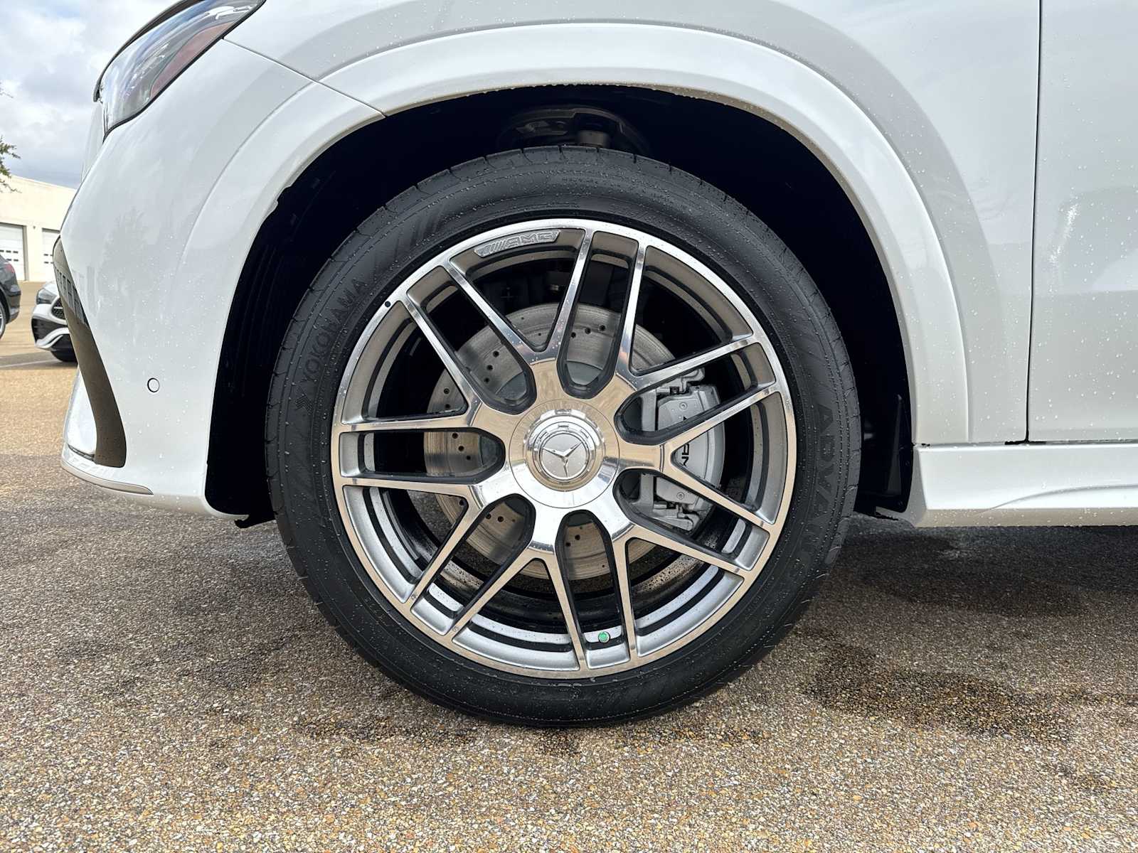 Thumbnail: 2026 Mercedes-Benz GLE - 12