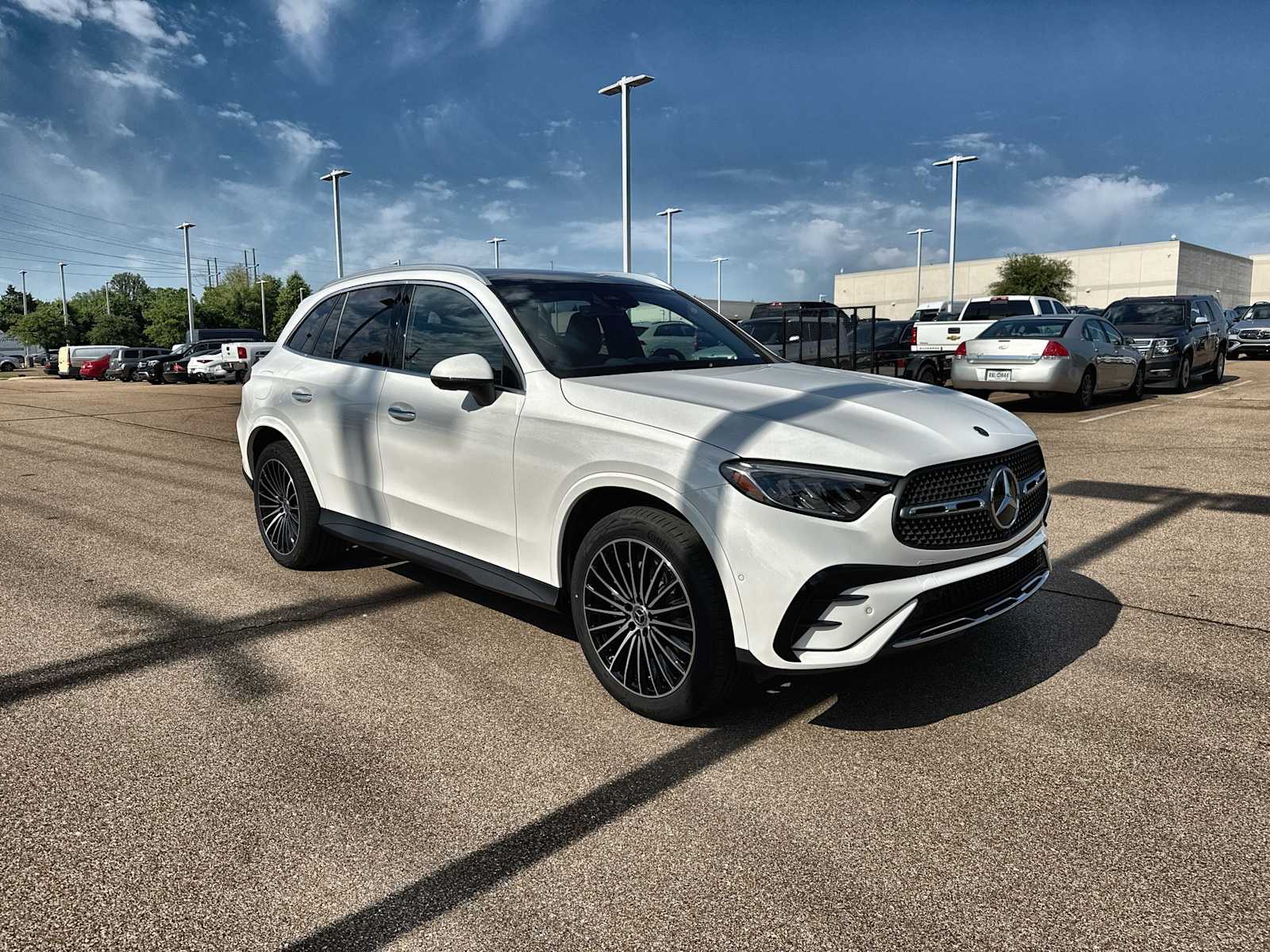Thumbnail: 2026 Mercedes-Benz GLC - 11