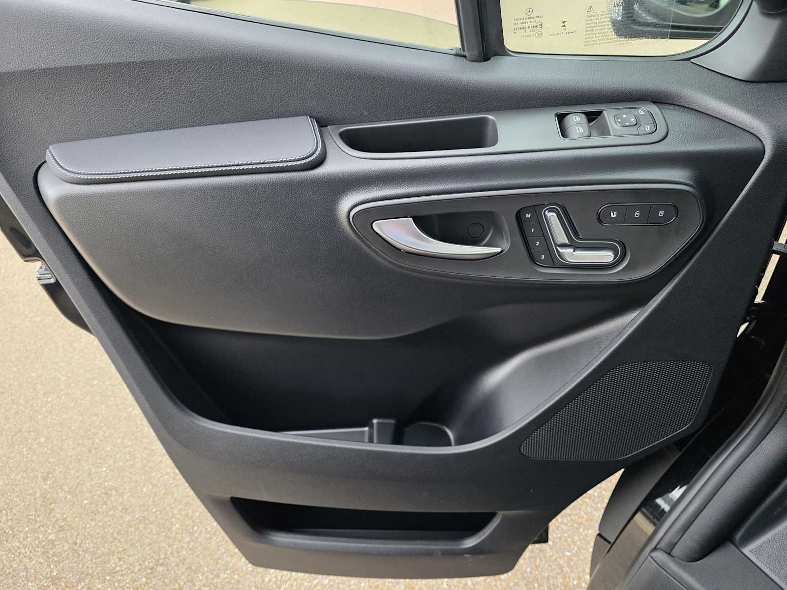 Thumbnail: 2026 Mercedes-Benz Sprinter - 13