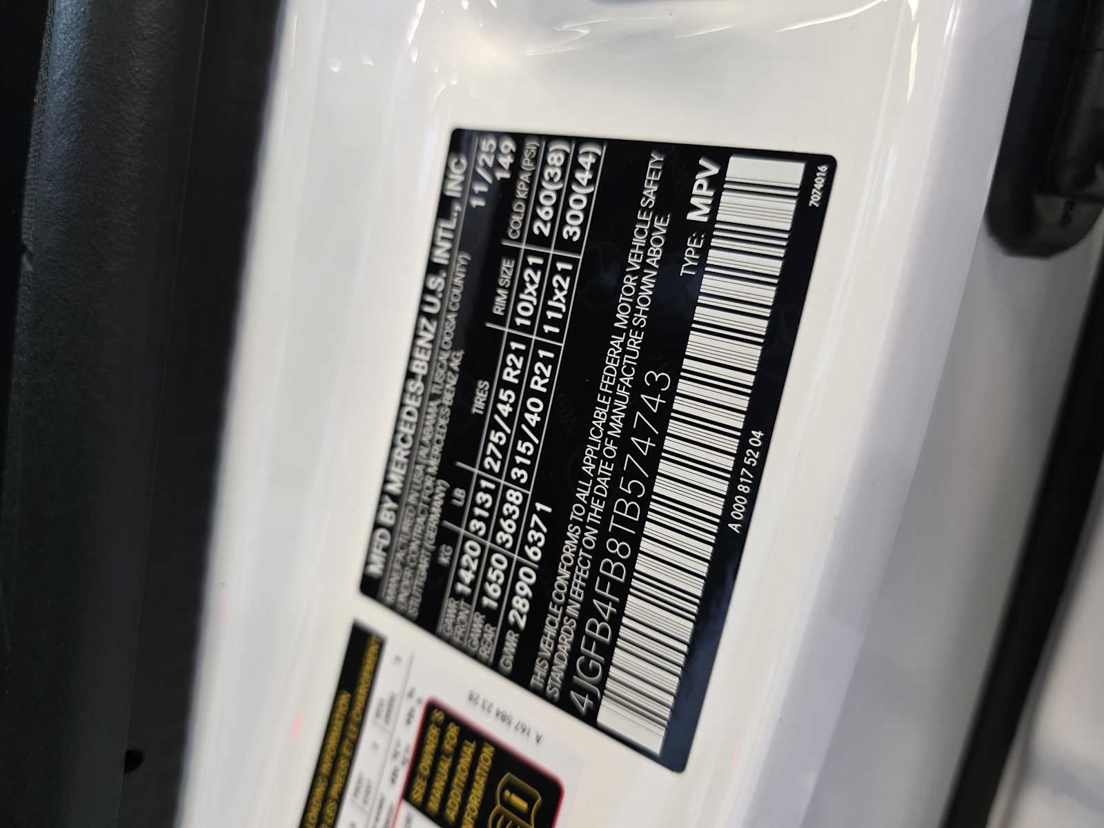 Thumbnail: 2026 Mercedes-Benz GLE - 28