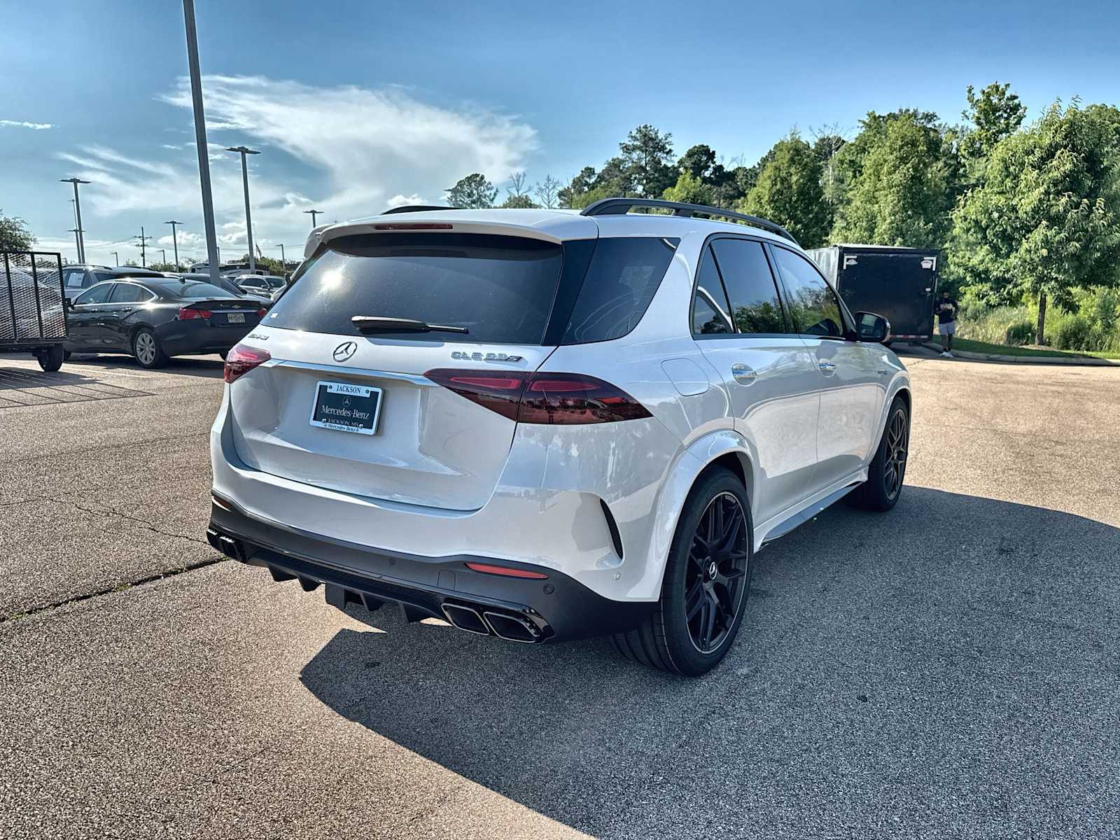 Thumbnail: 2026 Mercedes-Benz GL-Class - 8