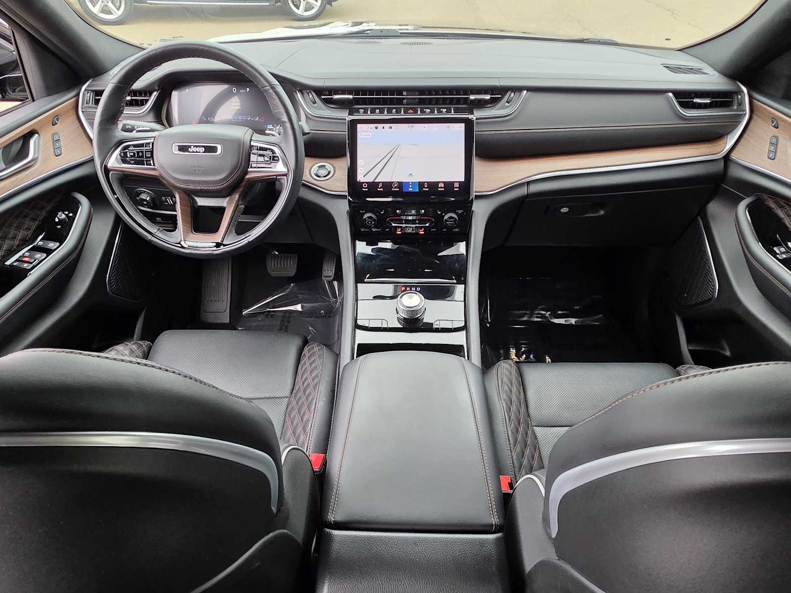 Thumbnail: 2022 Jeep Grand Cherokee L - 18