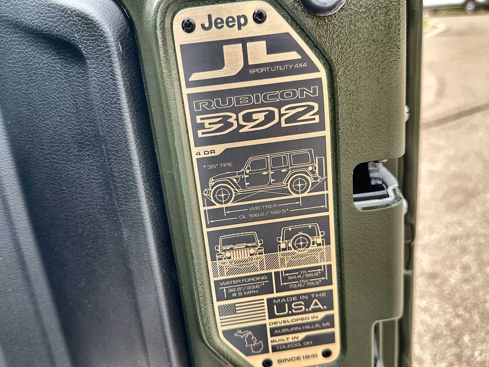 Thumbnail: 2023 Jeep Wrangler - 21