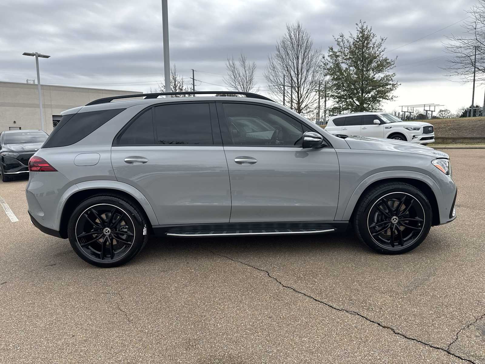 Thumbnail: 2026 Mercedes-Benz GLE - 7