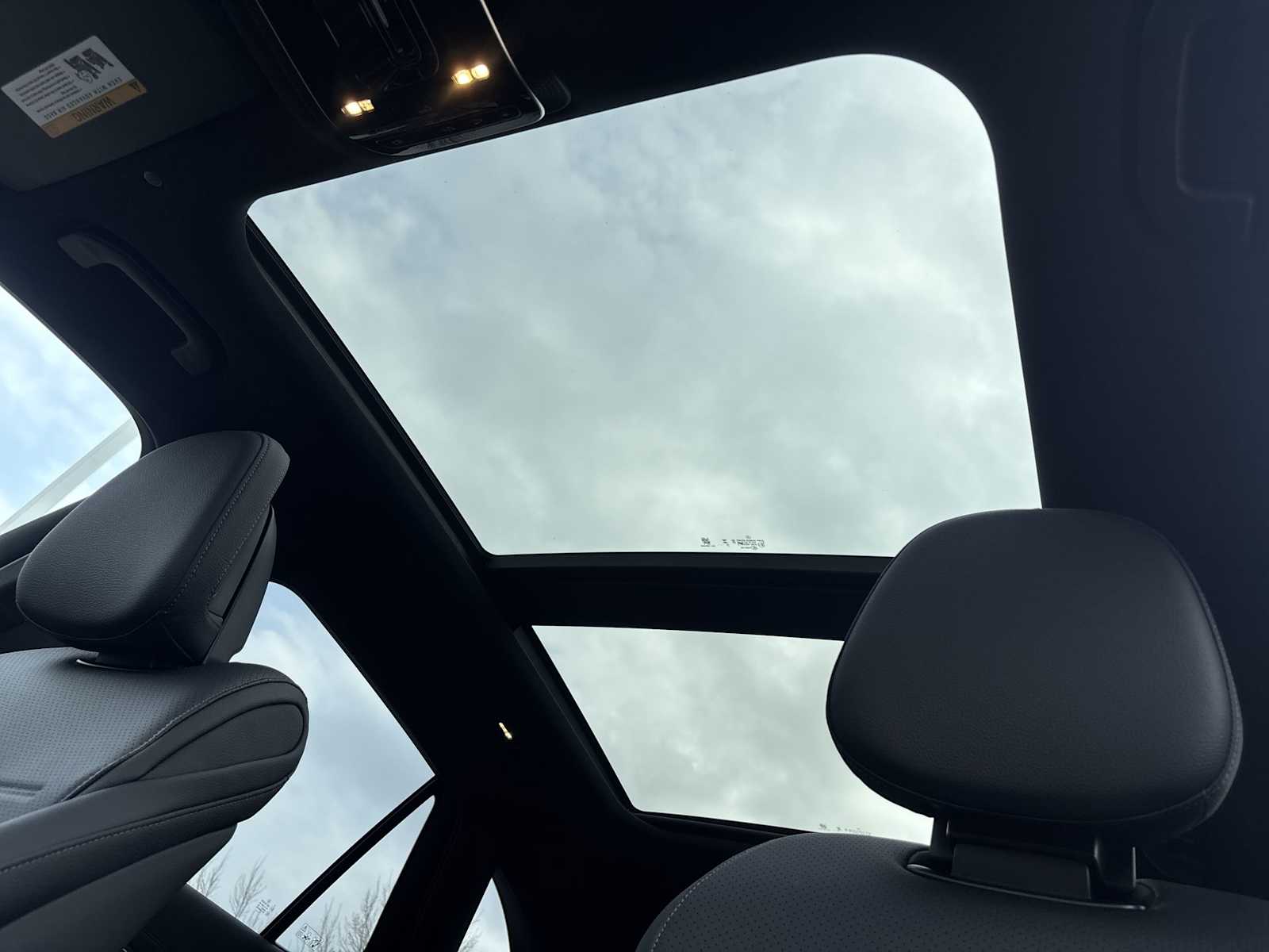 Thumbnail: 2026 Mercedes-Benz GLC - 17