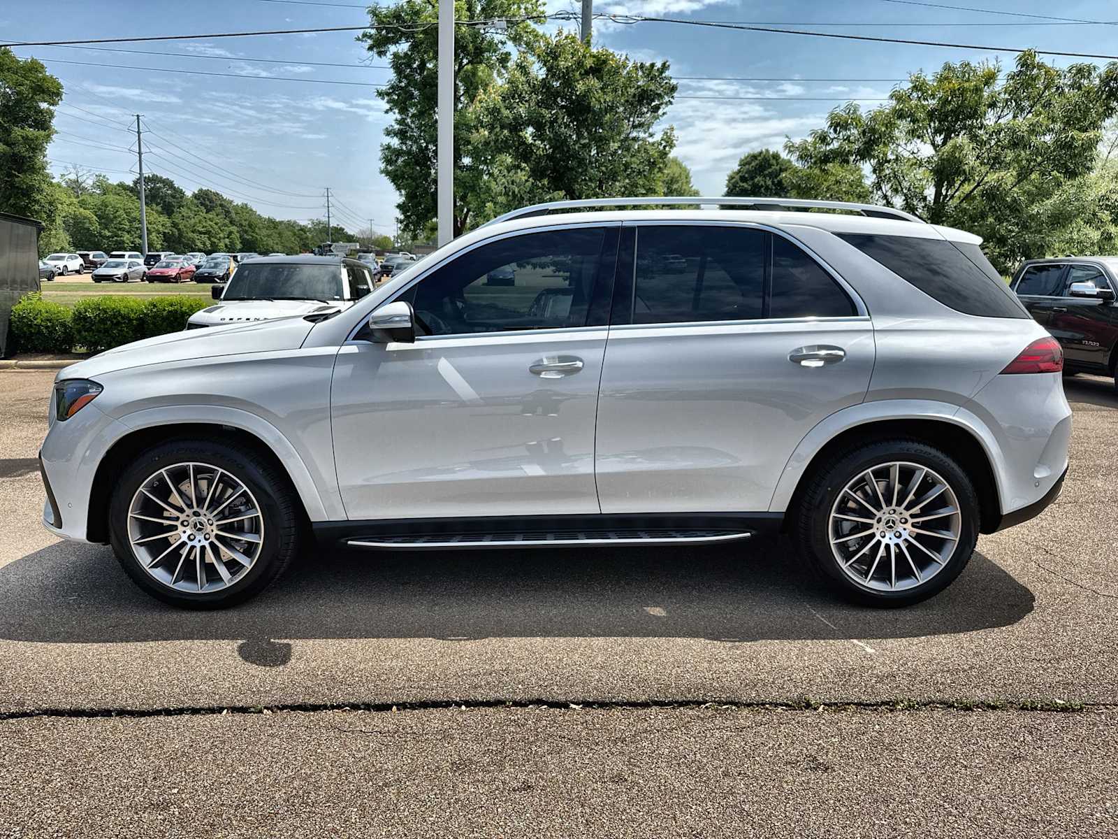 Thumbnail: 2026 Mercedes-Benz GLE - 5