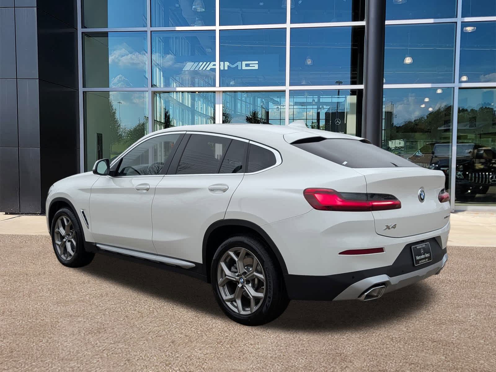 Thumbnail: 2025 BMW X4 - 7