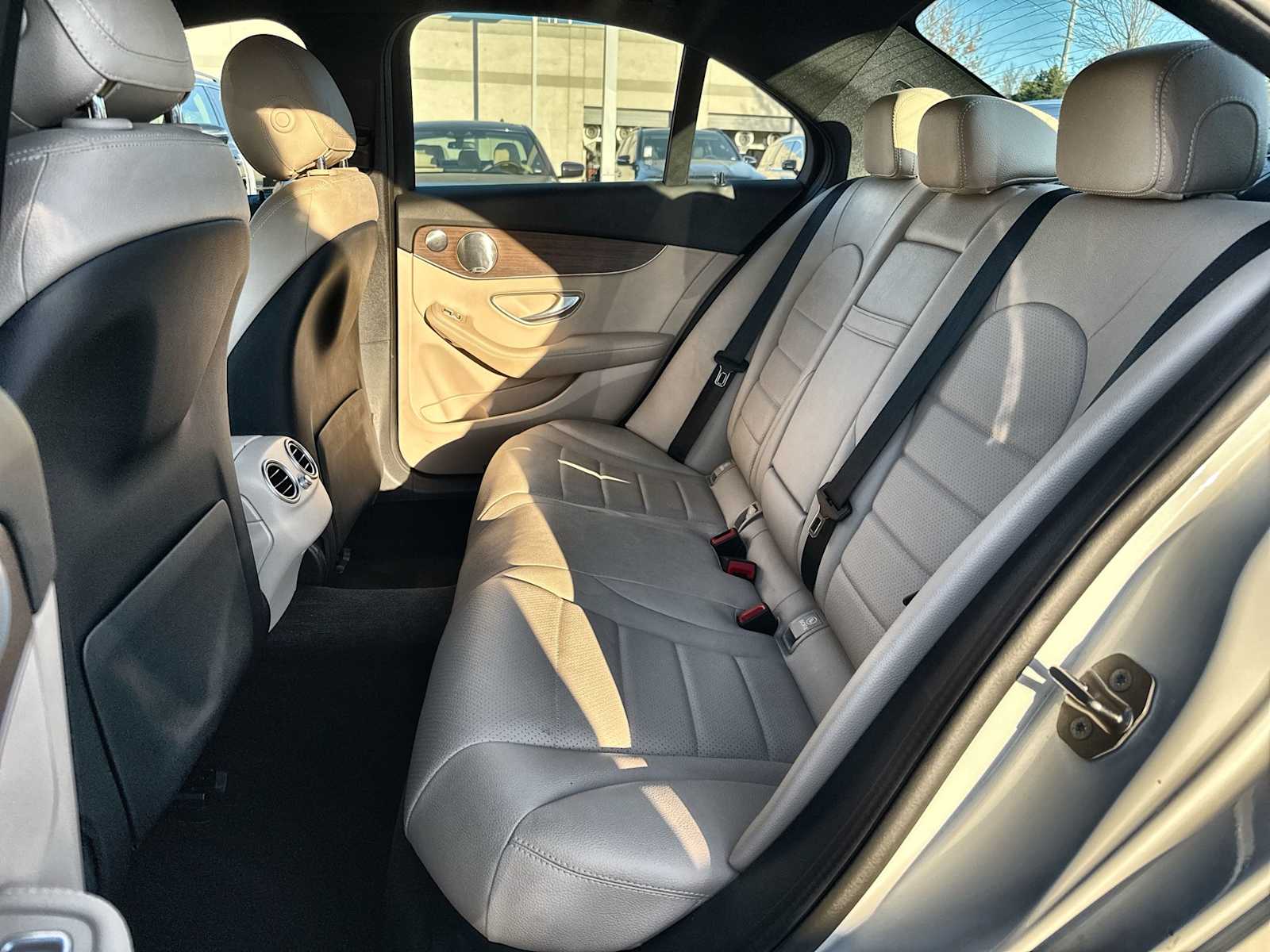 Thumbnail: 2020 Mercedes-Benz C-Class - 4