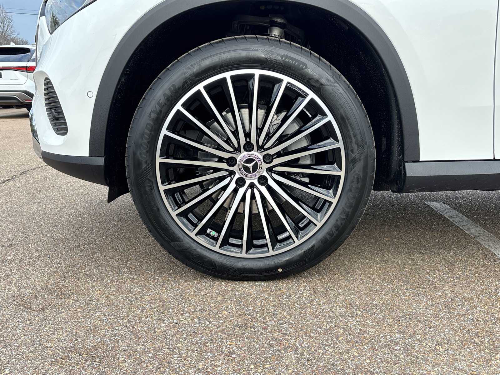 Thumbnail: 2026 Mercedes-Benz GLC - 12