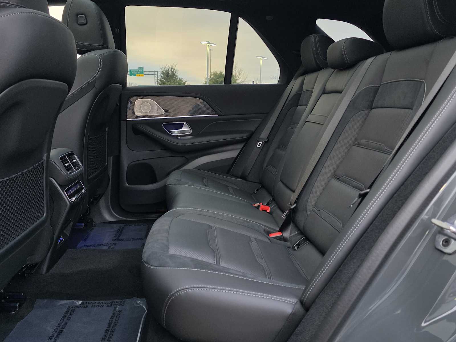 Thumbnail: 2026 Mercedes-Benz GLE - 13