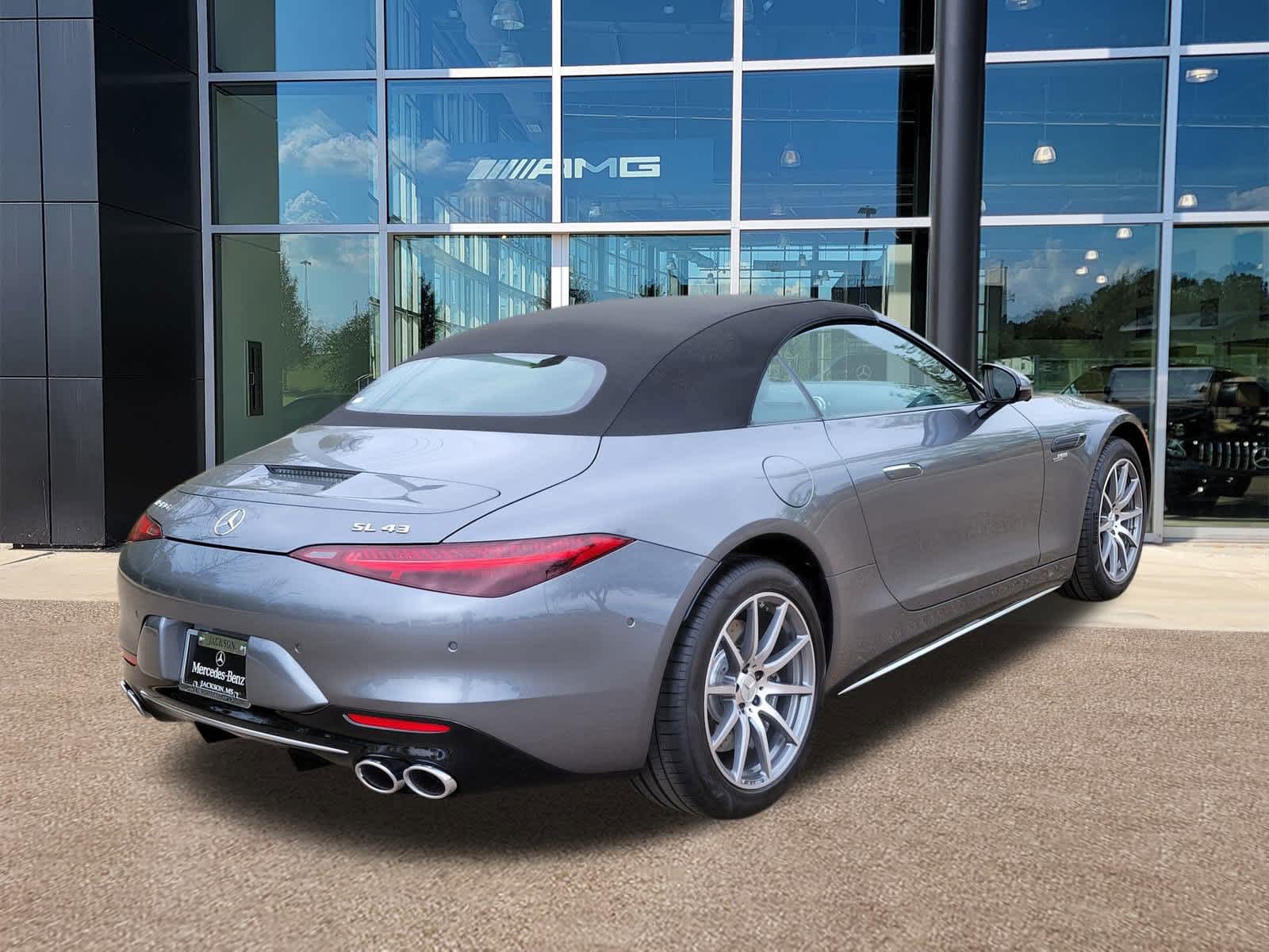 Thumbnail: 2025 Mercedes-Benz SL-Class - 28