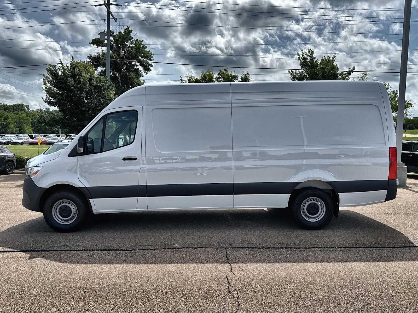 Thumbnail: 2026 Mercedes-Benz Sprinter - 4