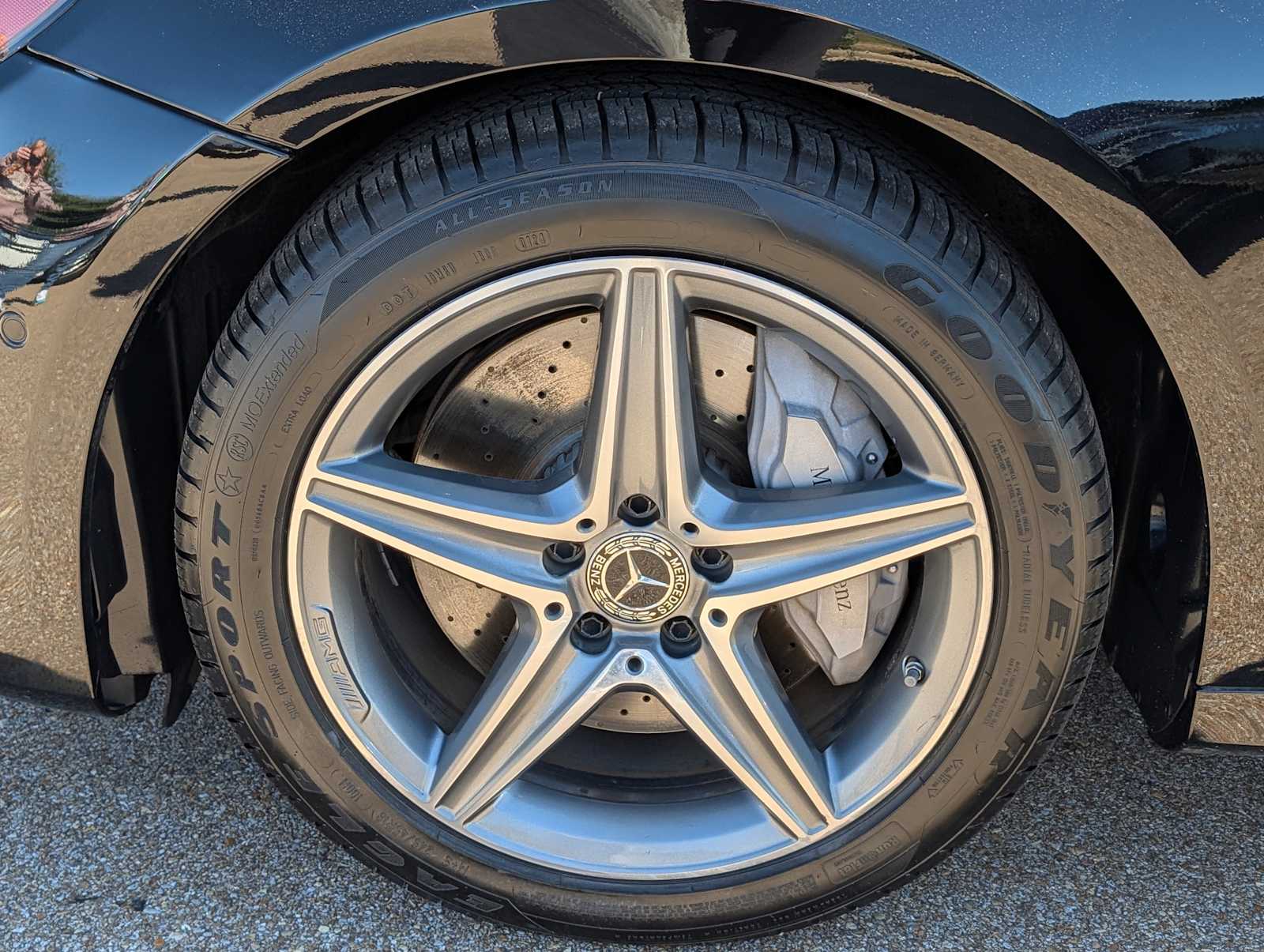 Thumbnail: 2019 Mercedes-Benz E-Class - 29