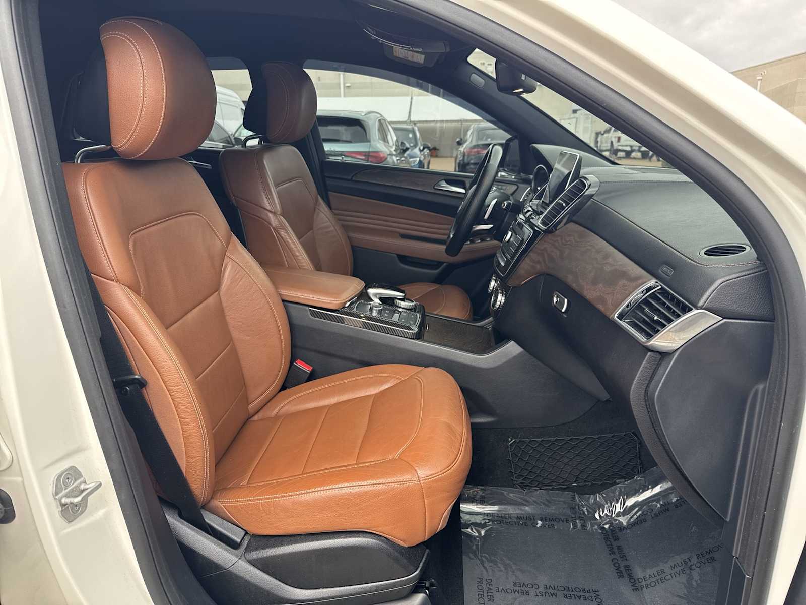 Thumbnail: 2016 Mercedes-Benz GLE - 20