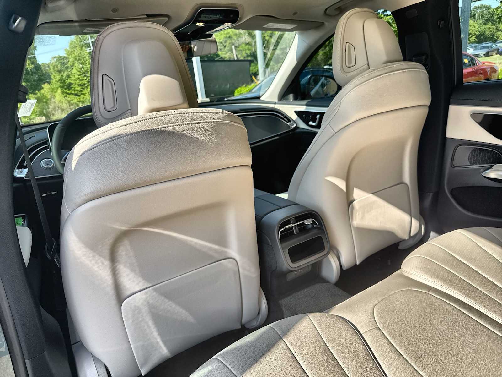 Thumbnail: 2026 Mercedes-Benz E-Class - 18