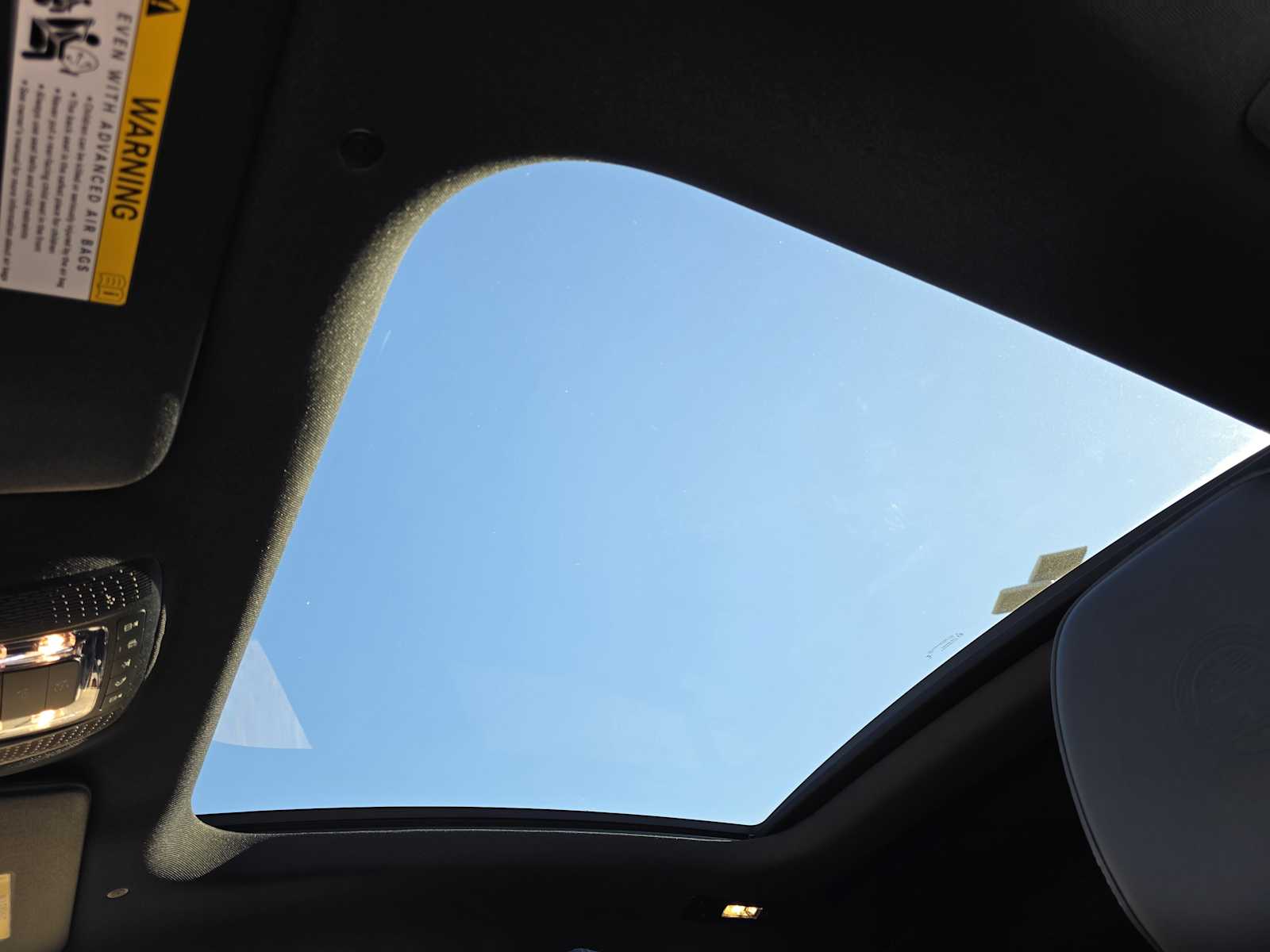 Thumbnail: 2026 Mercedes-Benz GLE - 12