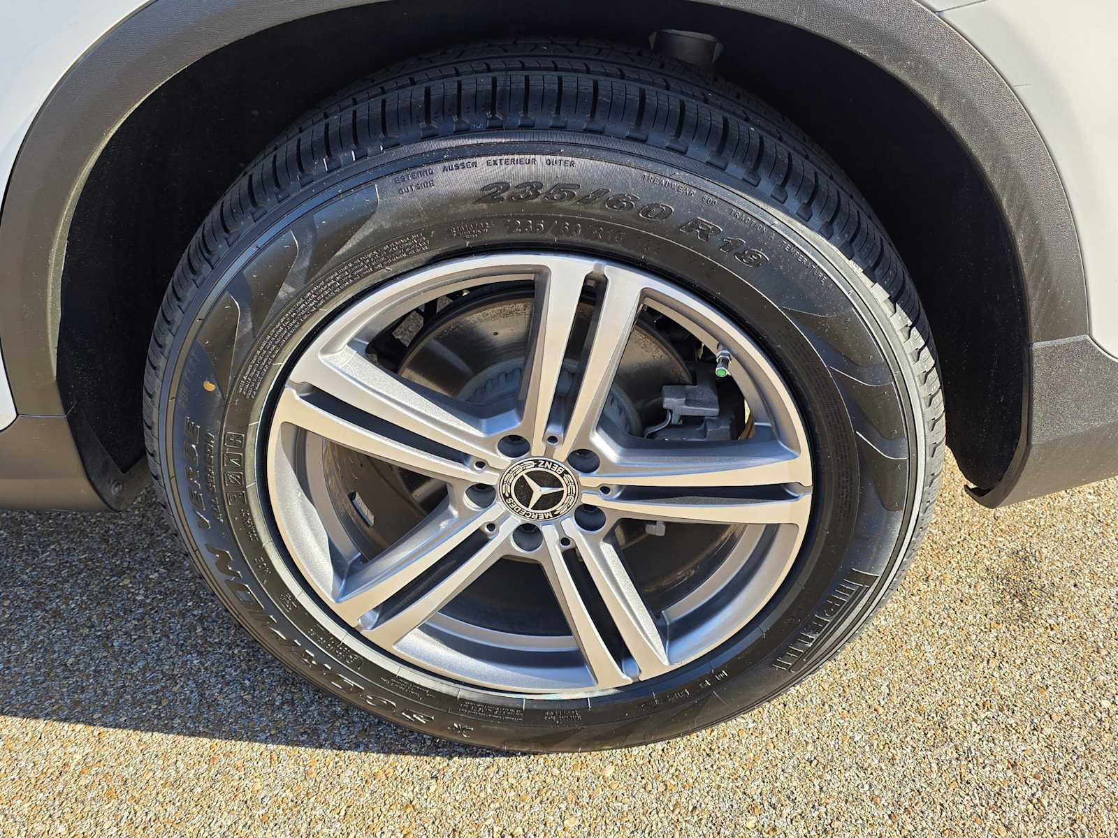 Thumbnail: 2022 Mercedes-Benz GLC - 23