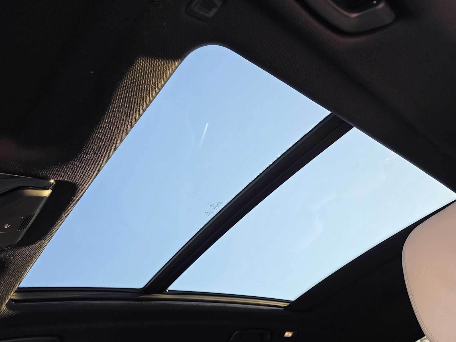 Thumbnail: 2022 BMW X5 - 11