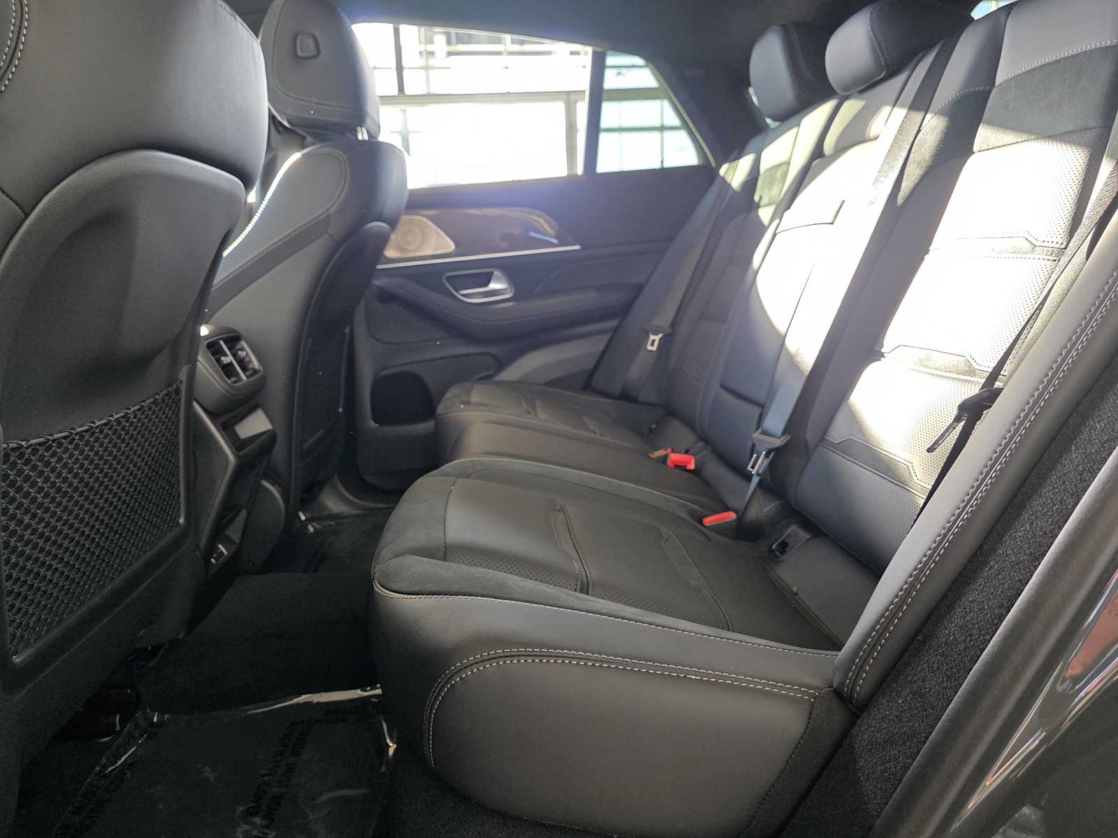 Thumbnail: 2026 Mercedes-Benz GLE - 21