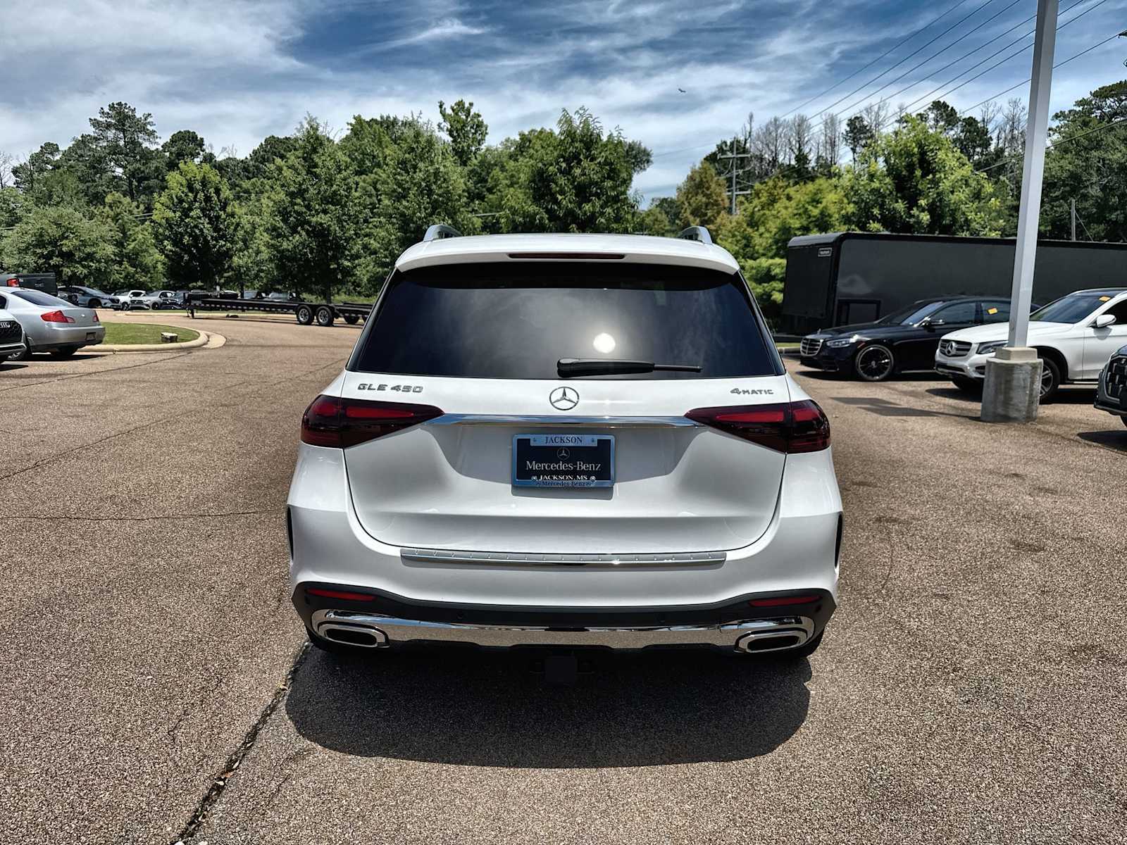 Thumbnail: 2026 Mercedes-Benz GLE - 7