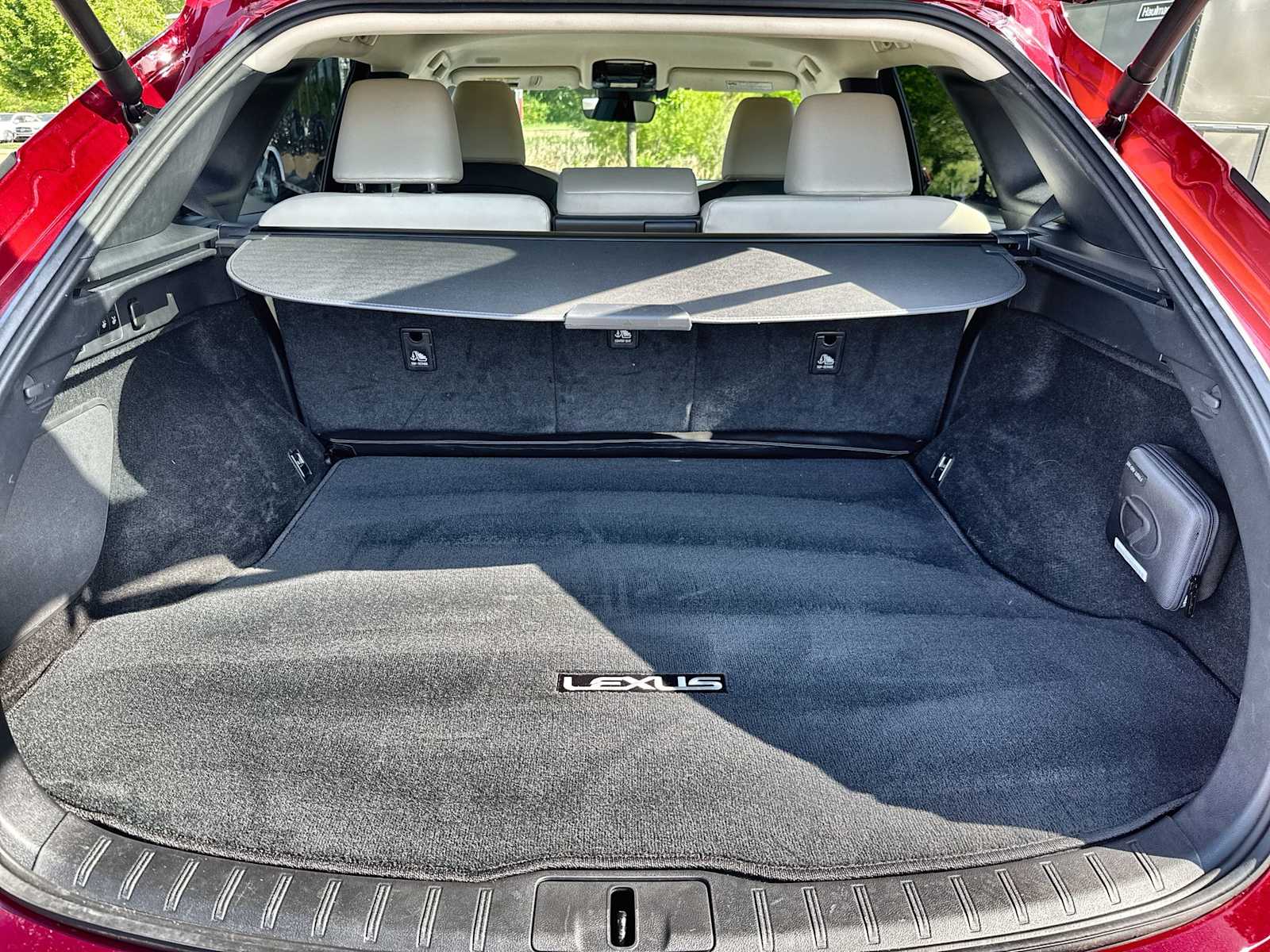 Thumbnail: 2024 Lexus RX - 17