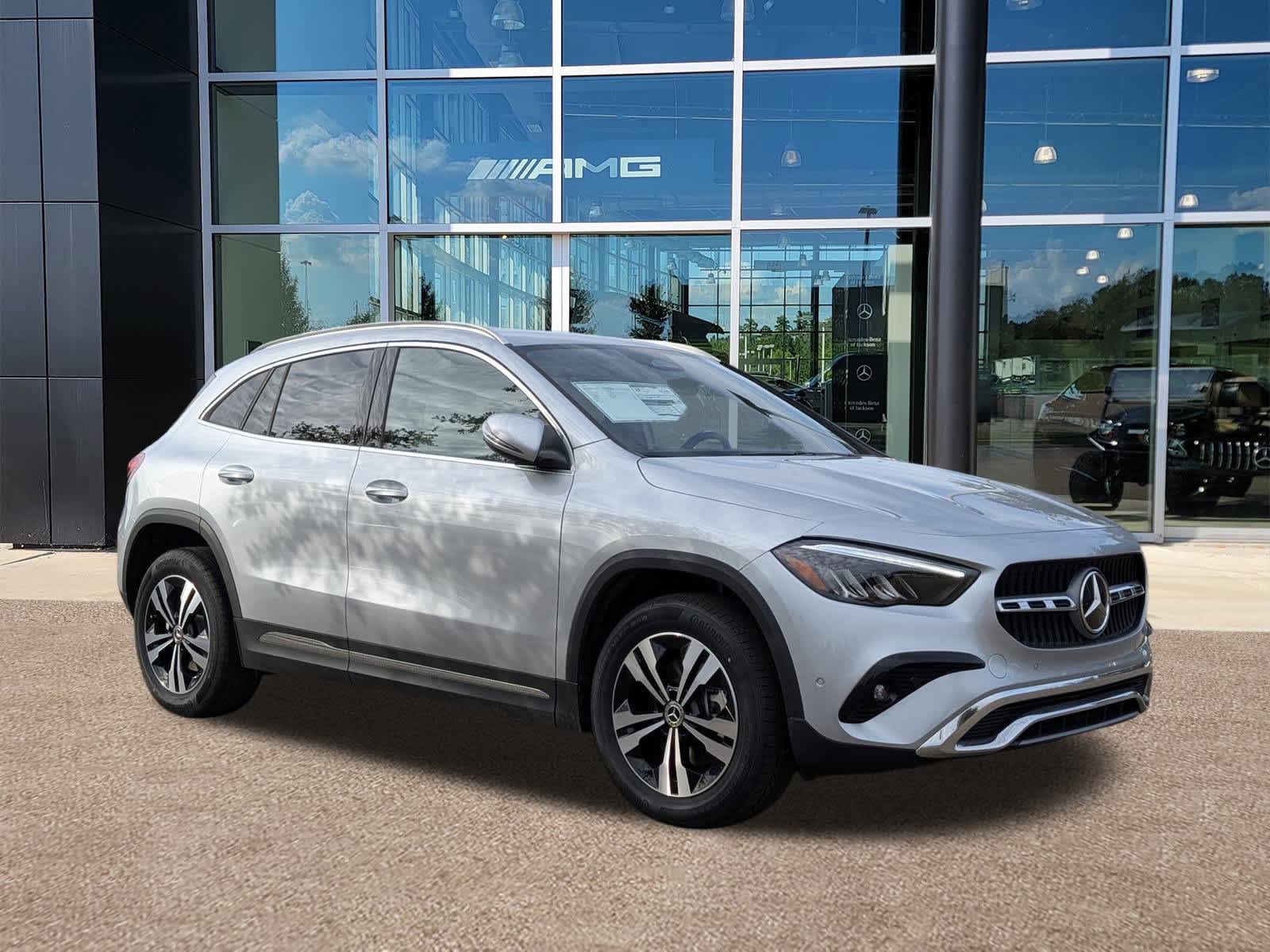 Thumbnail: 2026 Mercedes-Benz GLA - 3