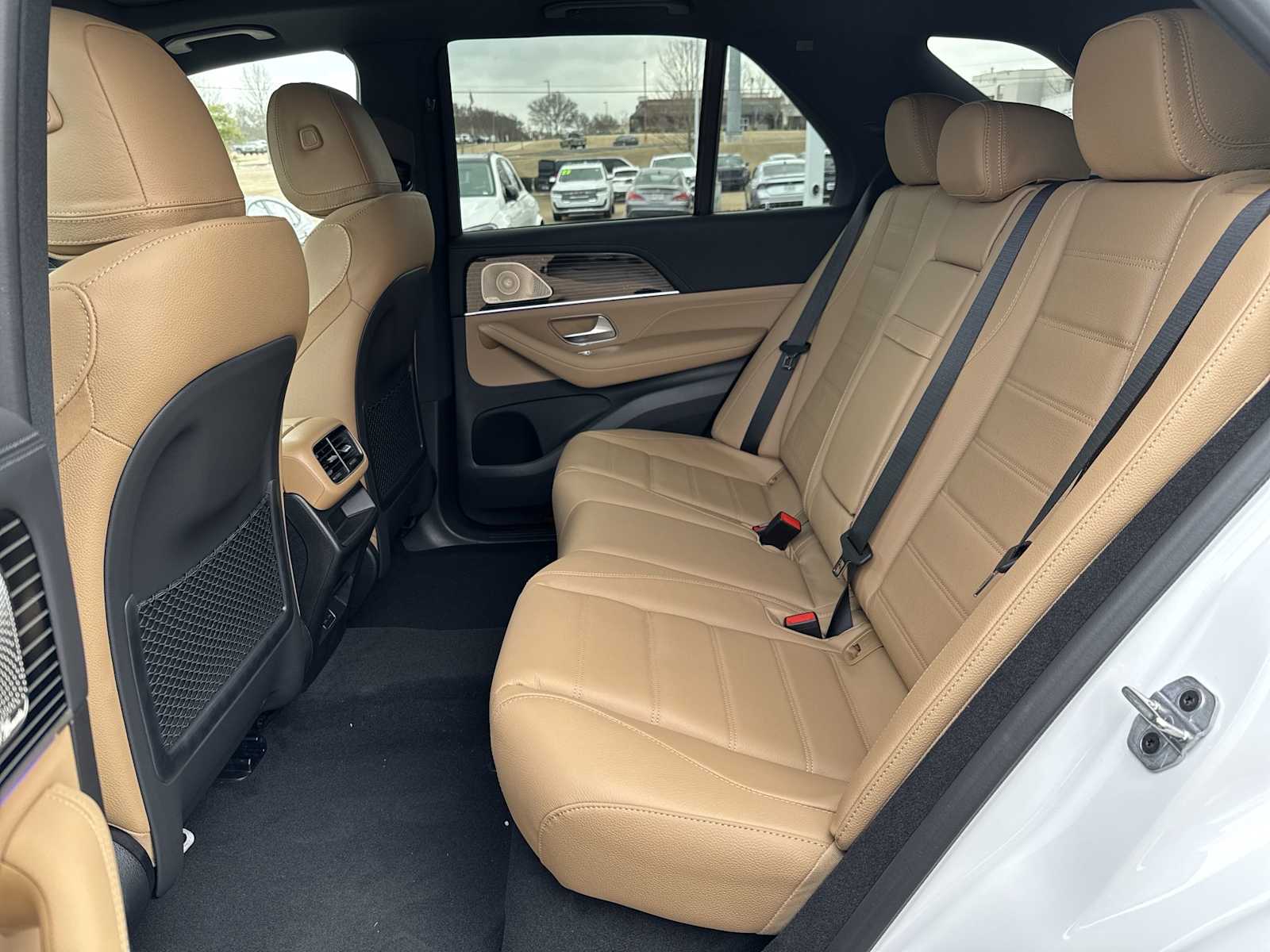 Thumbnail: 2026 Mercedes-Benz GLE - 18