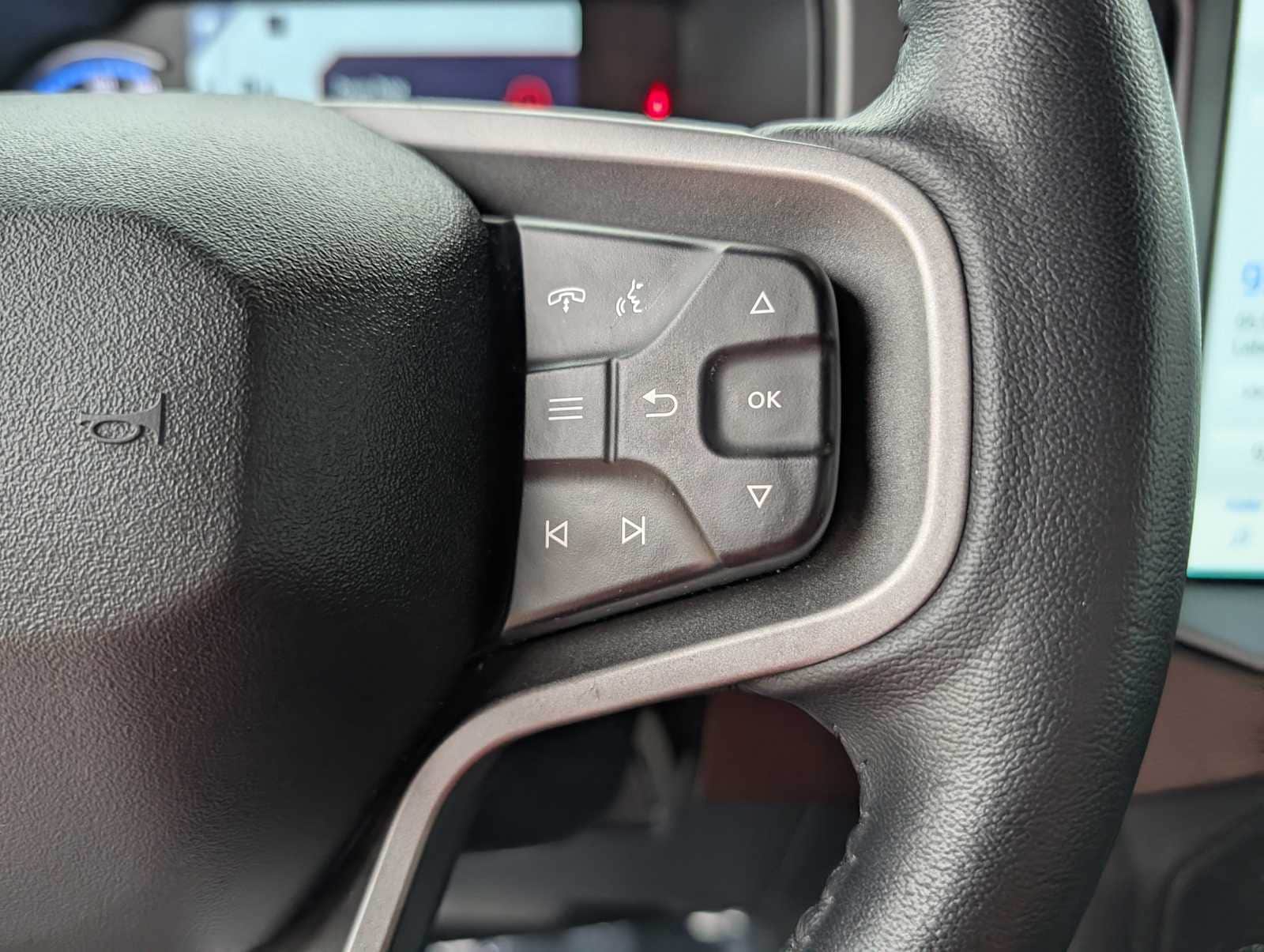 Thumbnail: 2023 Ford Bronco - 12