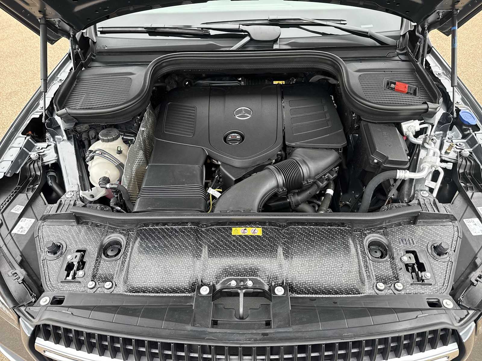 Thumbnail: 2026 Mercedes-Benz GLE - 13