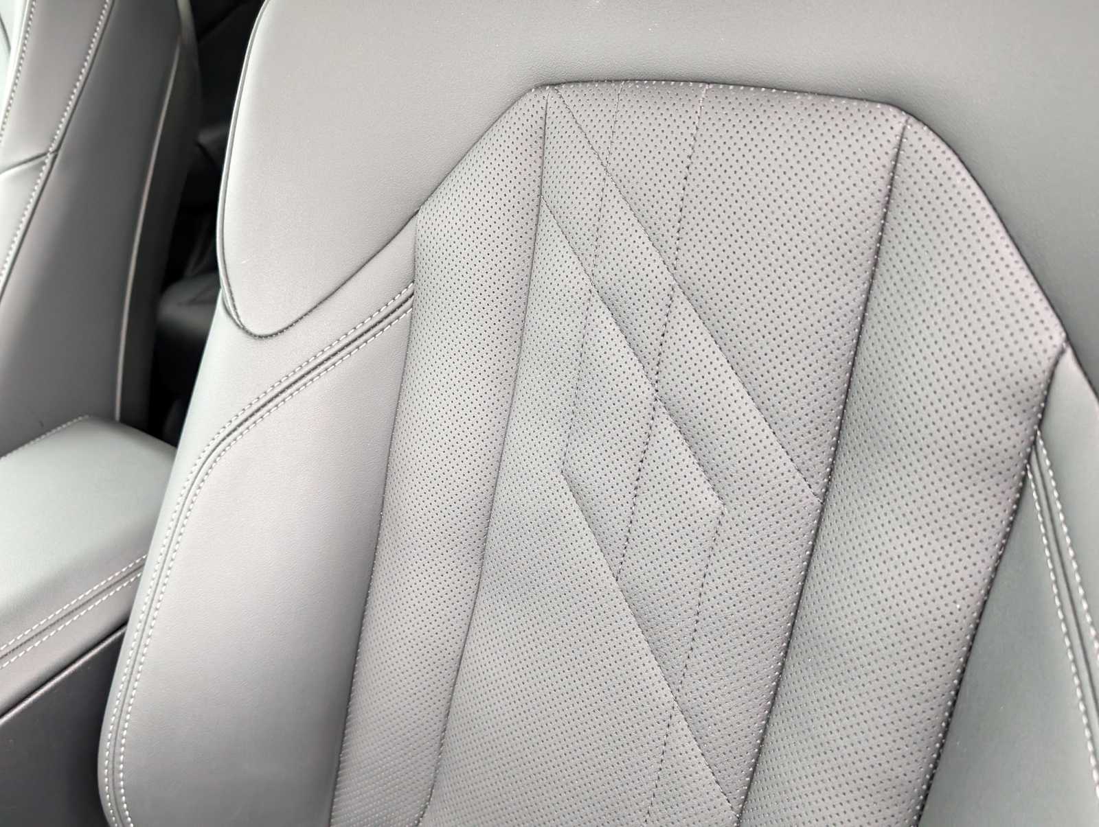 Thumbnail: 2025 BMW X3 - 21