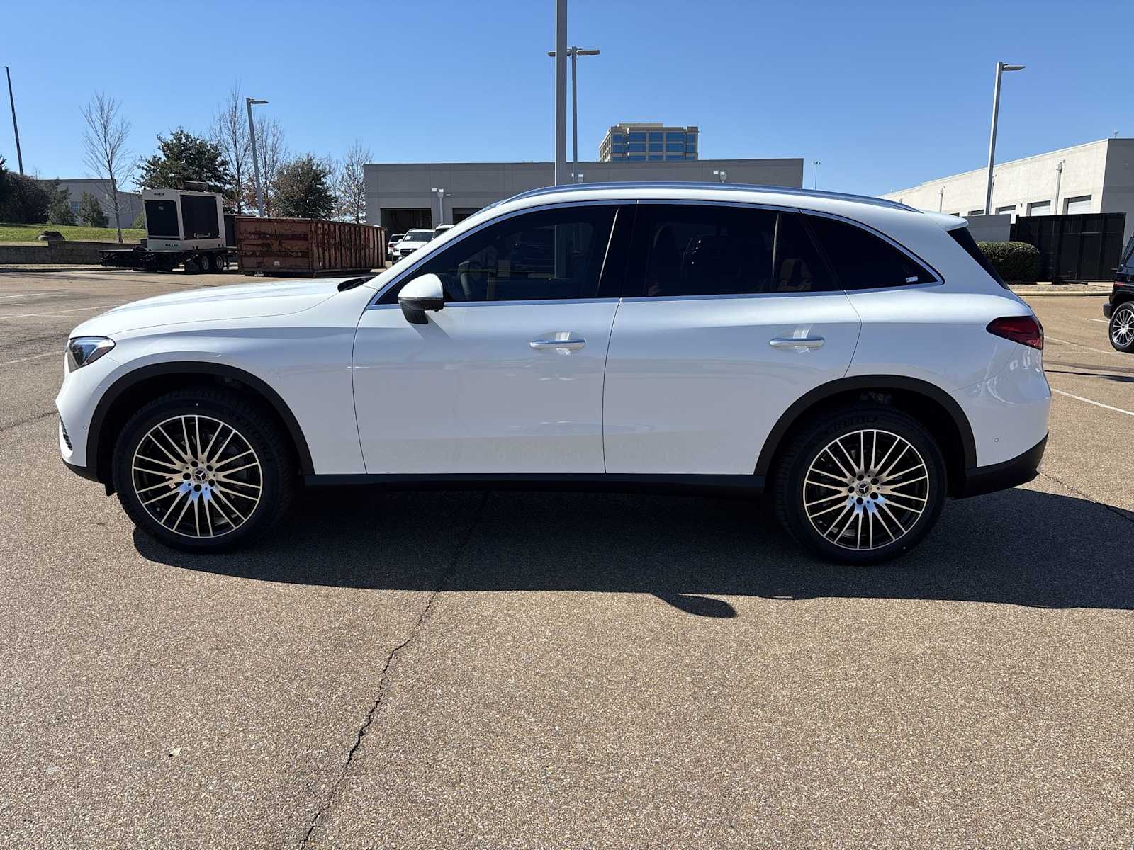 Thumbnail: 2026 Mercedes-Benz GLC - 3