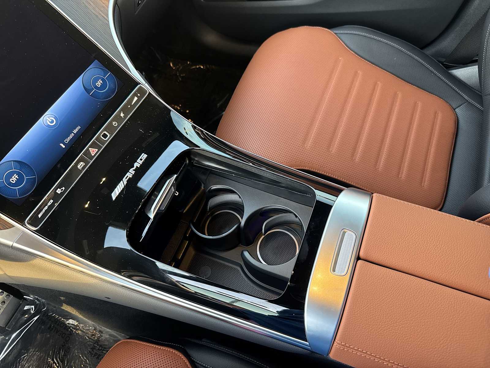 Thumbnail: 2026 Mercedes-Benz GLC - 22