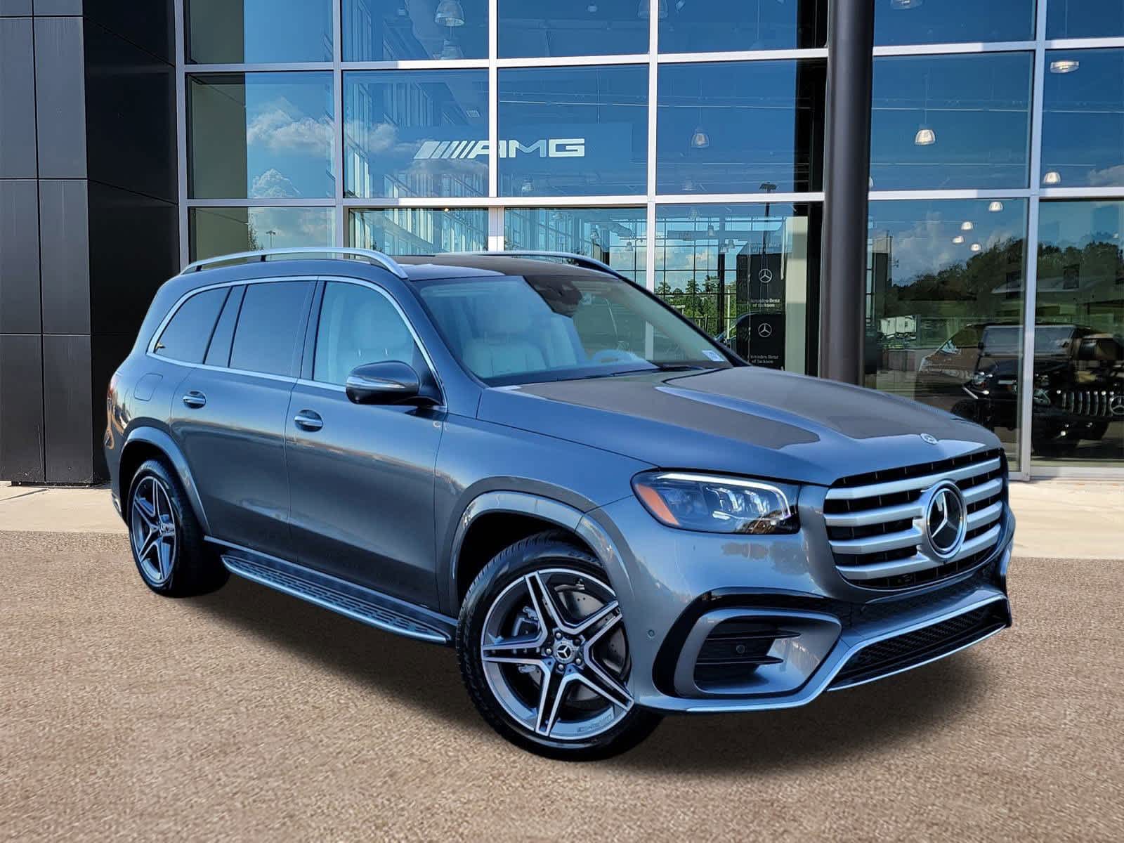 2025 Mercedes Benz GLS 450 photo 2