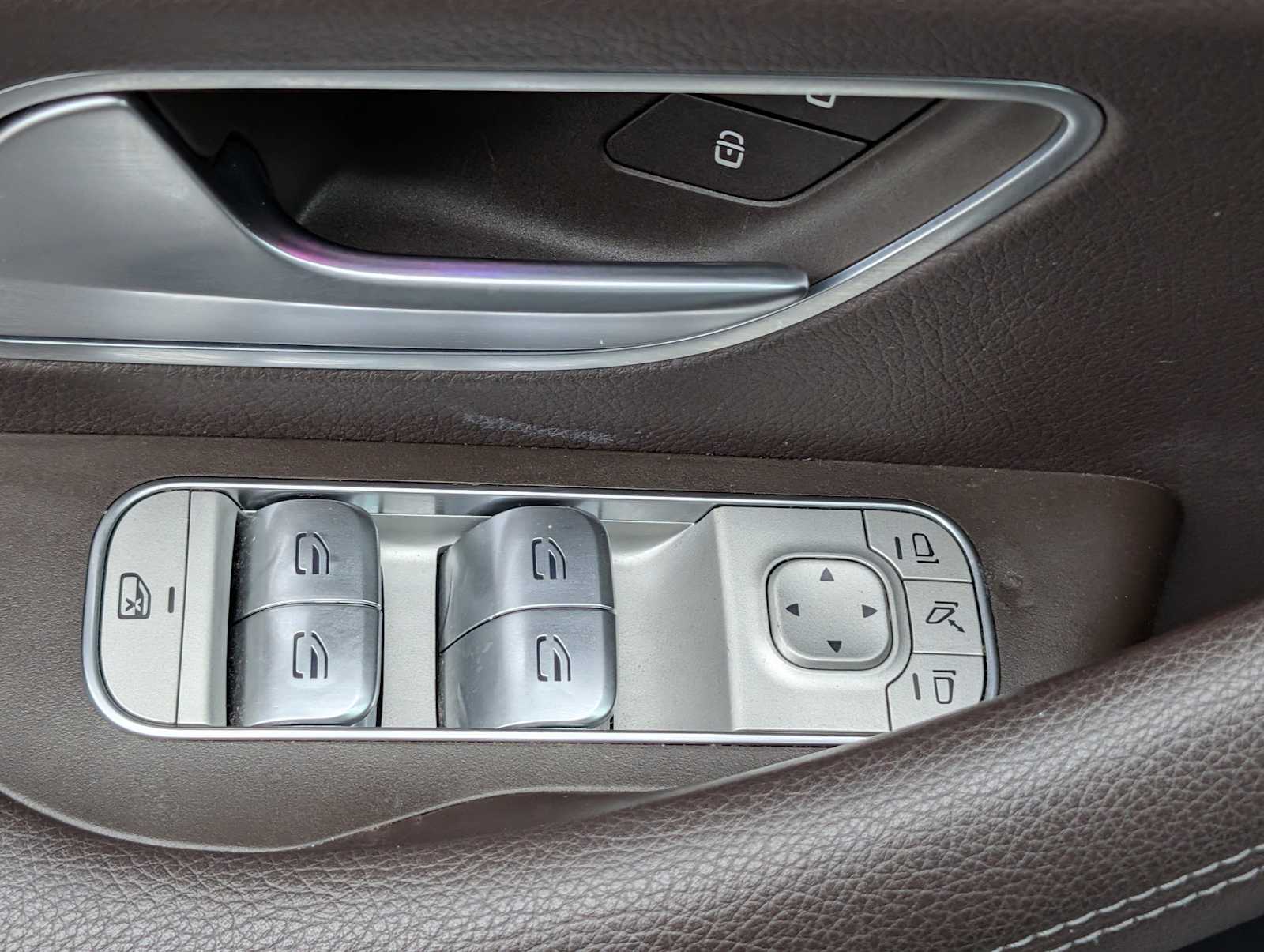 Thumbnail: 2020 Mercedes-Benz GLE - 22