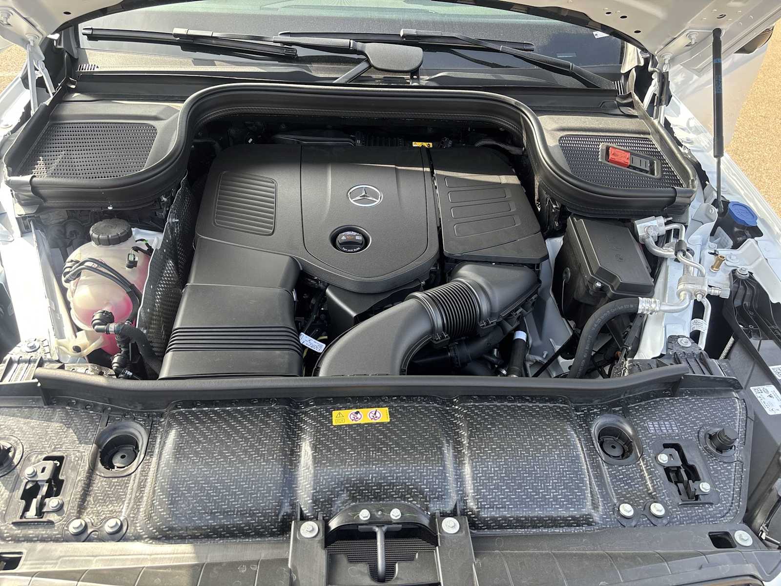 Thumbnail: 2026 Mercedes-Benz GLE - 13