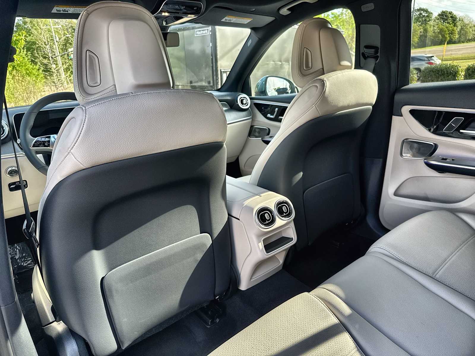 Thumbnail: 2026 Mercedes-Benz GLC - 18