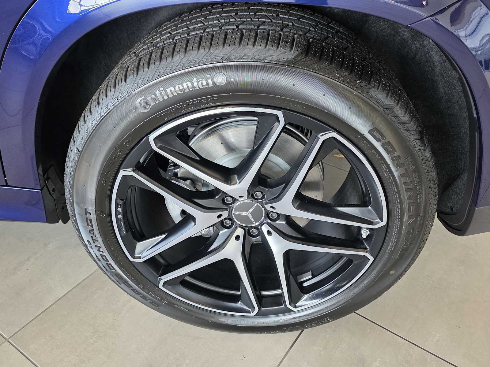 Thumbnail: 2026 Mercedes-Benz GLE - 22